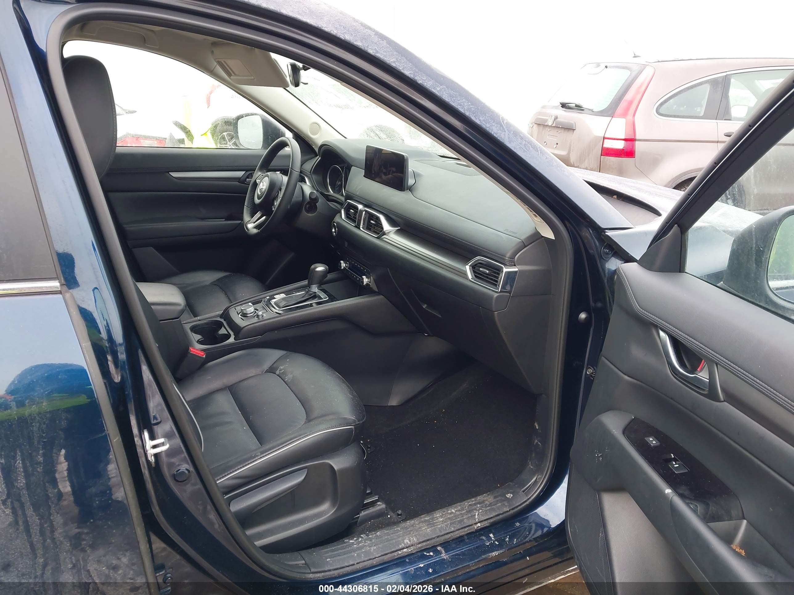 MAZDA CX-5 image 5