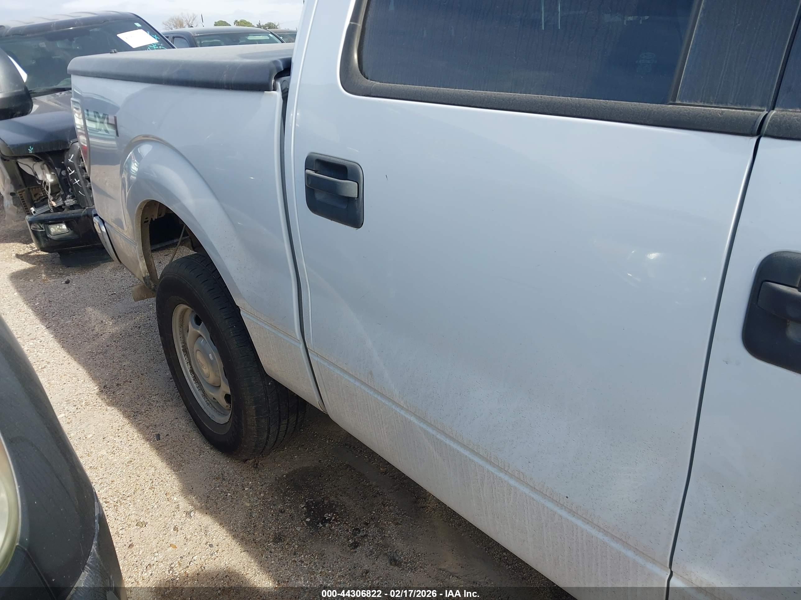 FORD F-150 image 6
