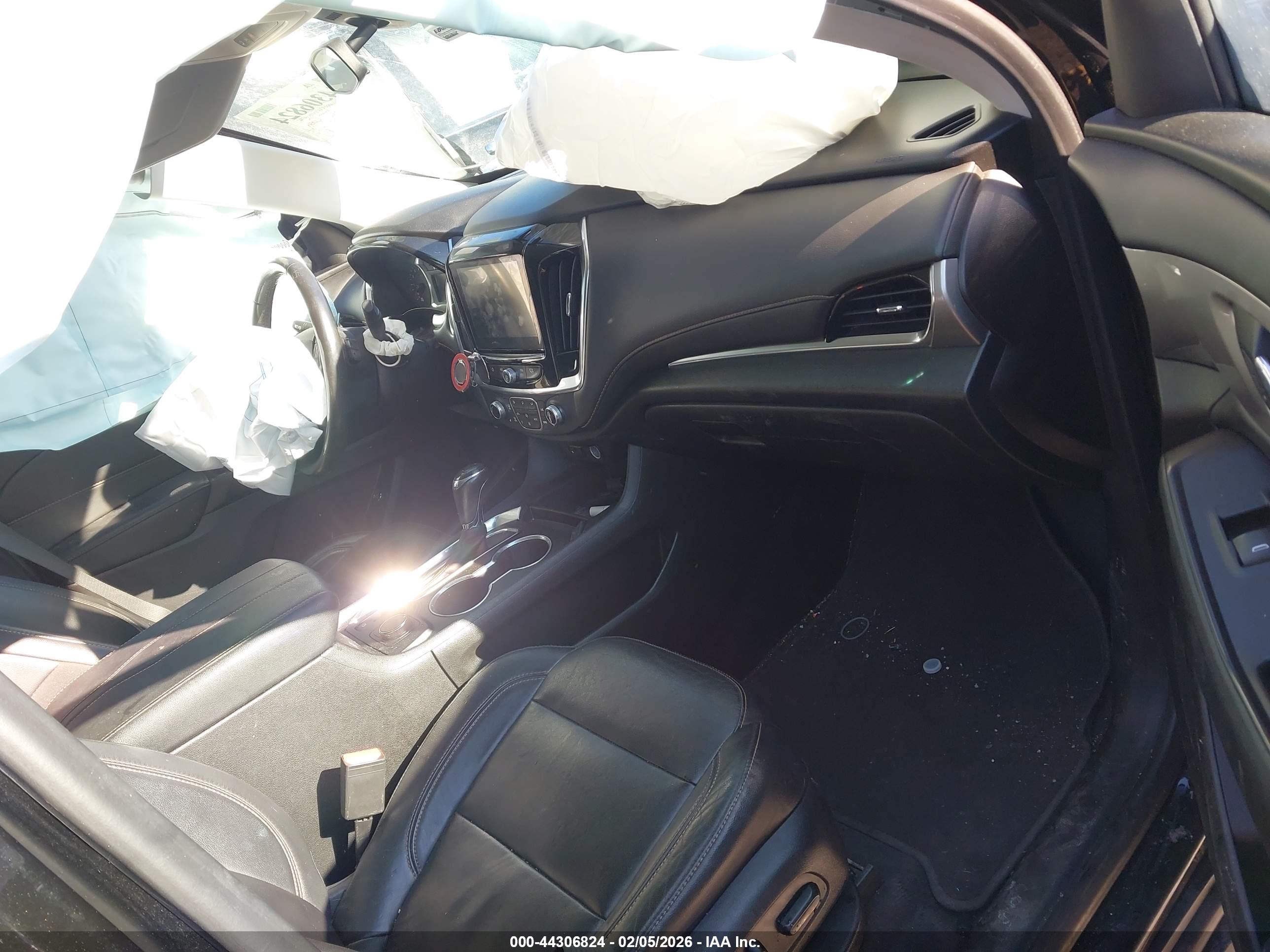 CHEVROLET TRAVERSE image 5
