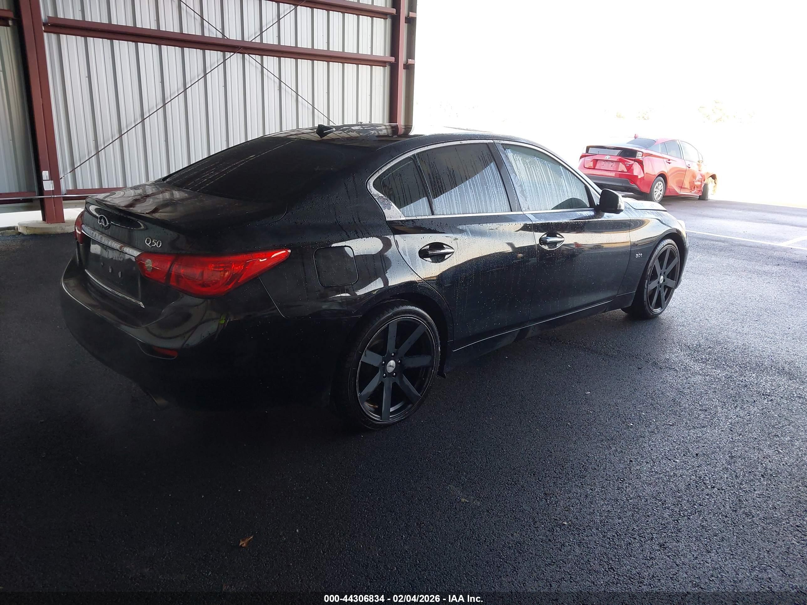 INFINITI Q50 image 4