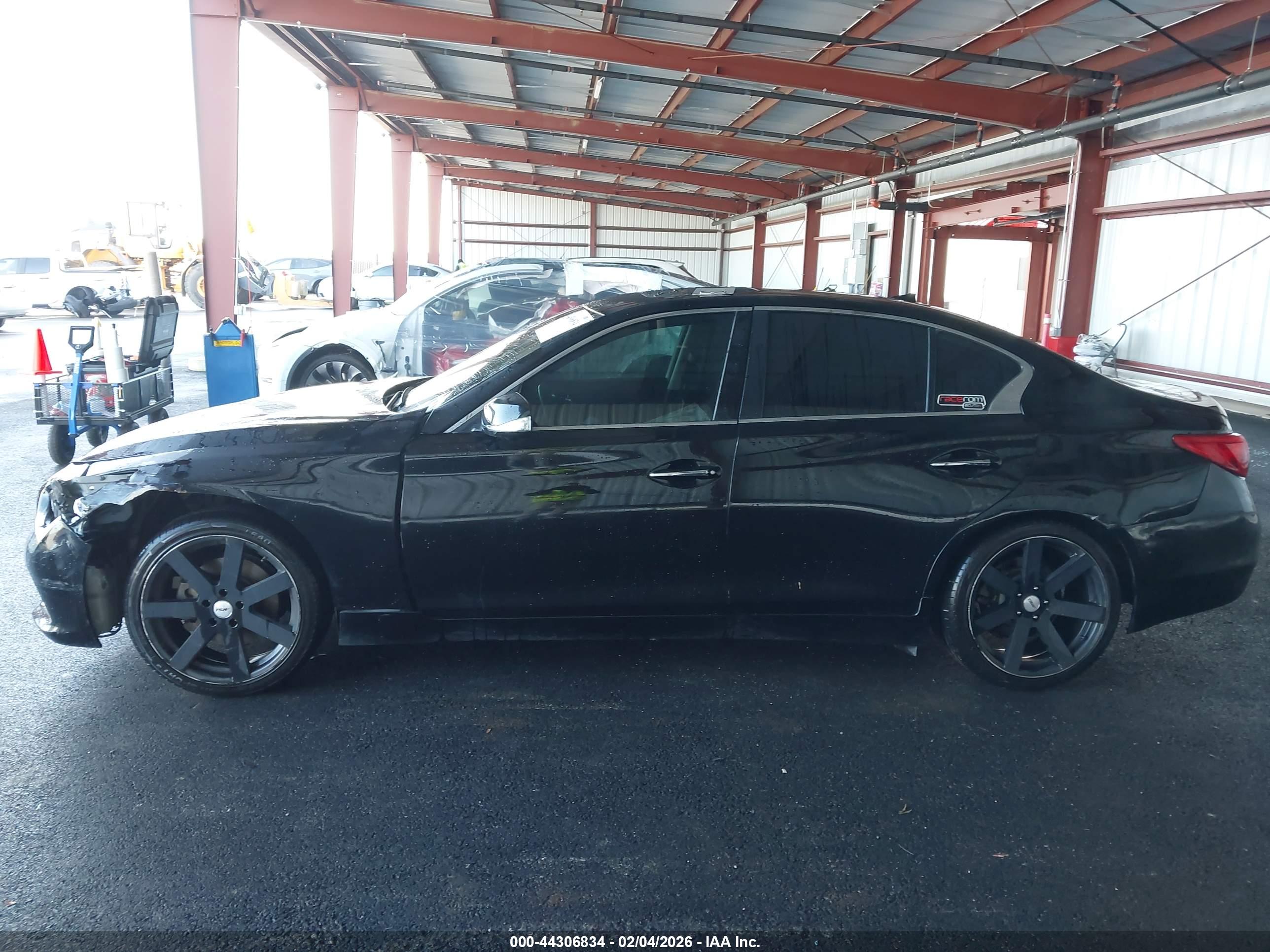INFINITI Q50 image 6