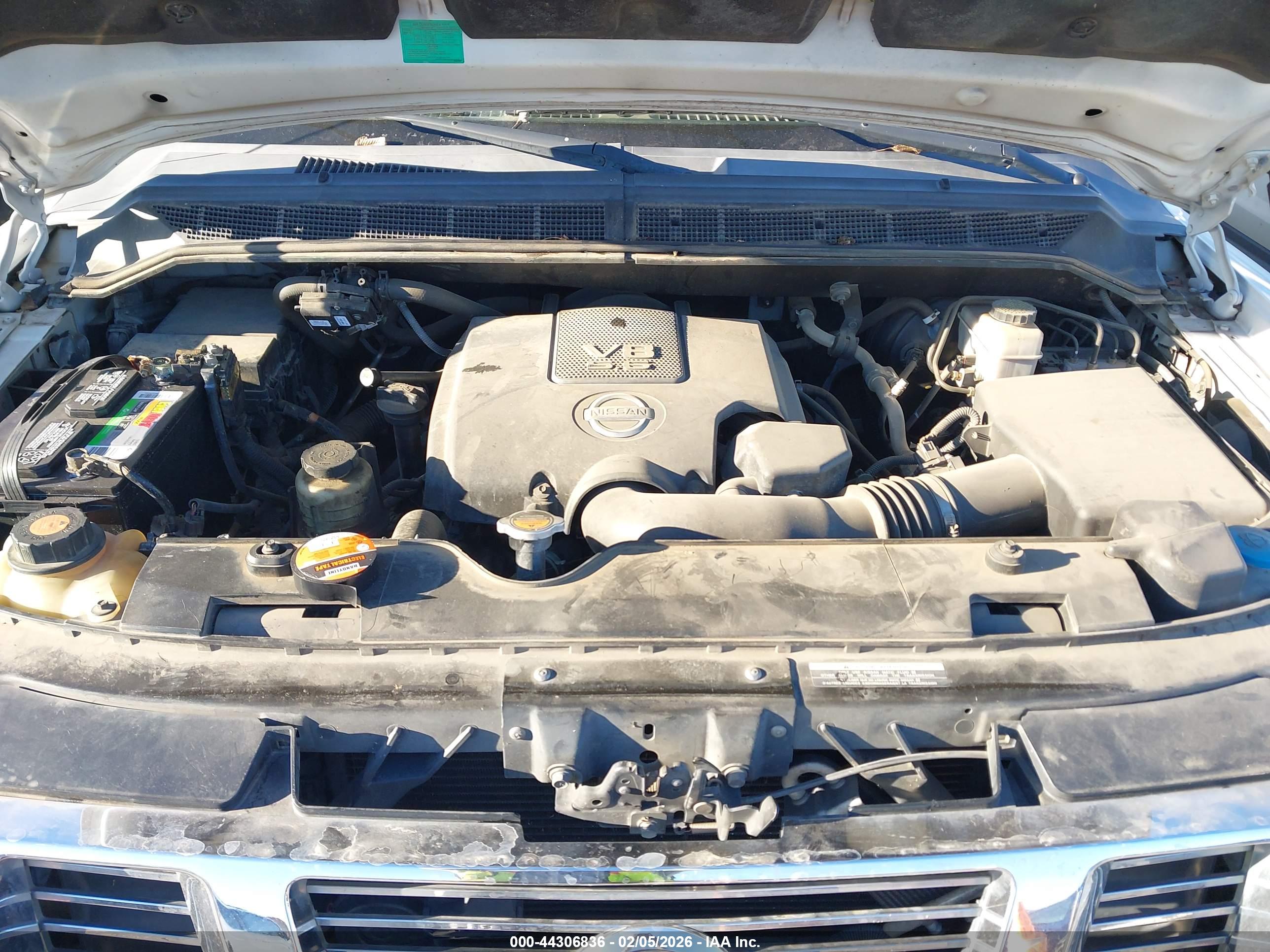 NISSAN TITAN image 10