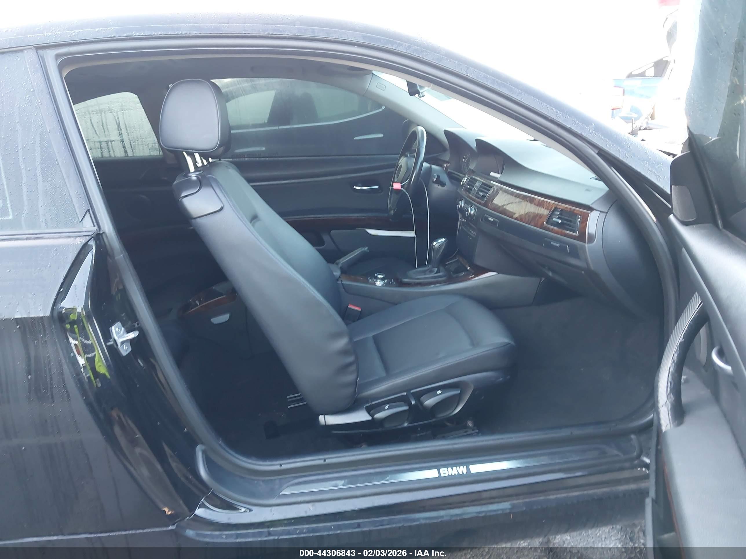 BMW 328I image 5