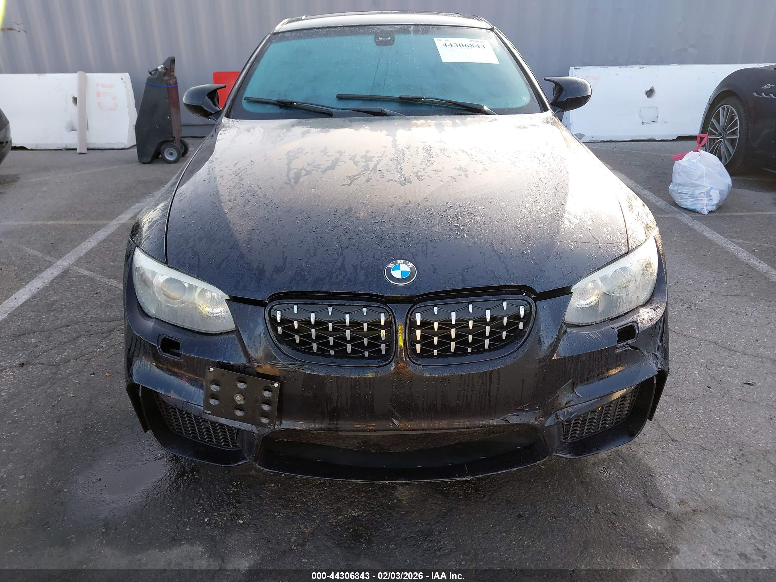 BMW 328I image 6