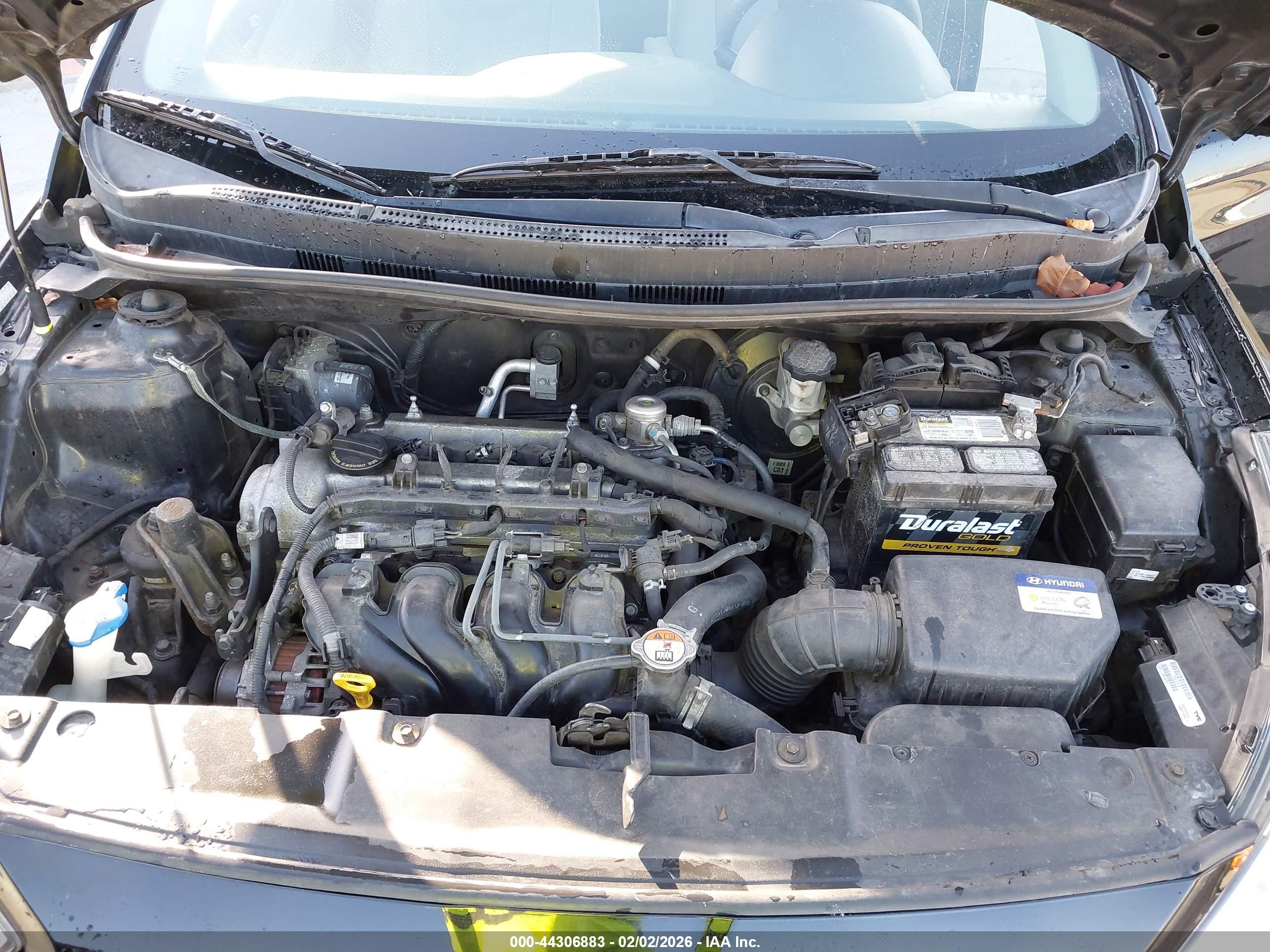 HYUNDAI ACCENT image 10