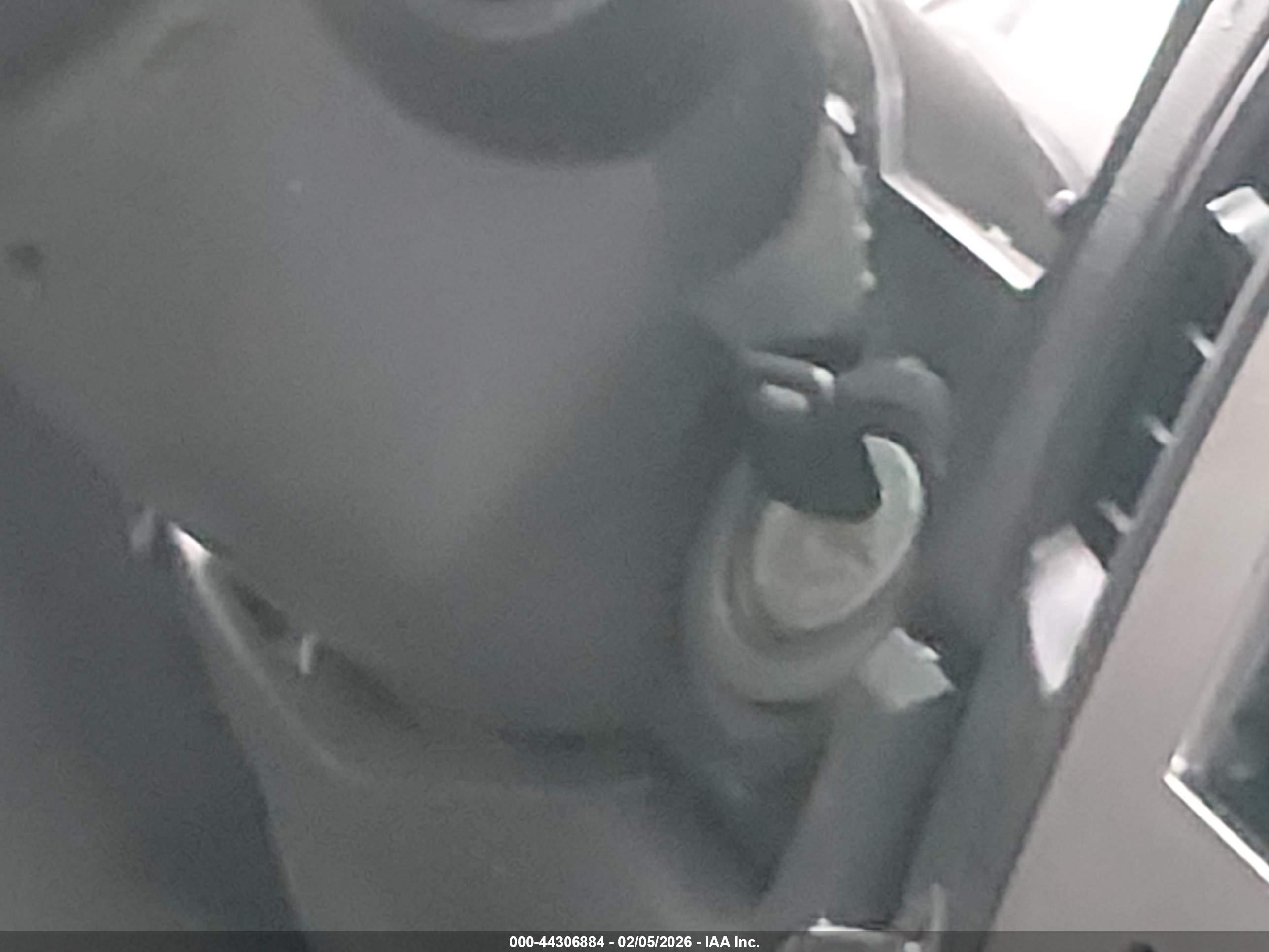NISSAN TITAN image 11