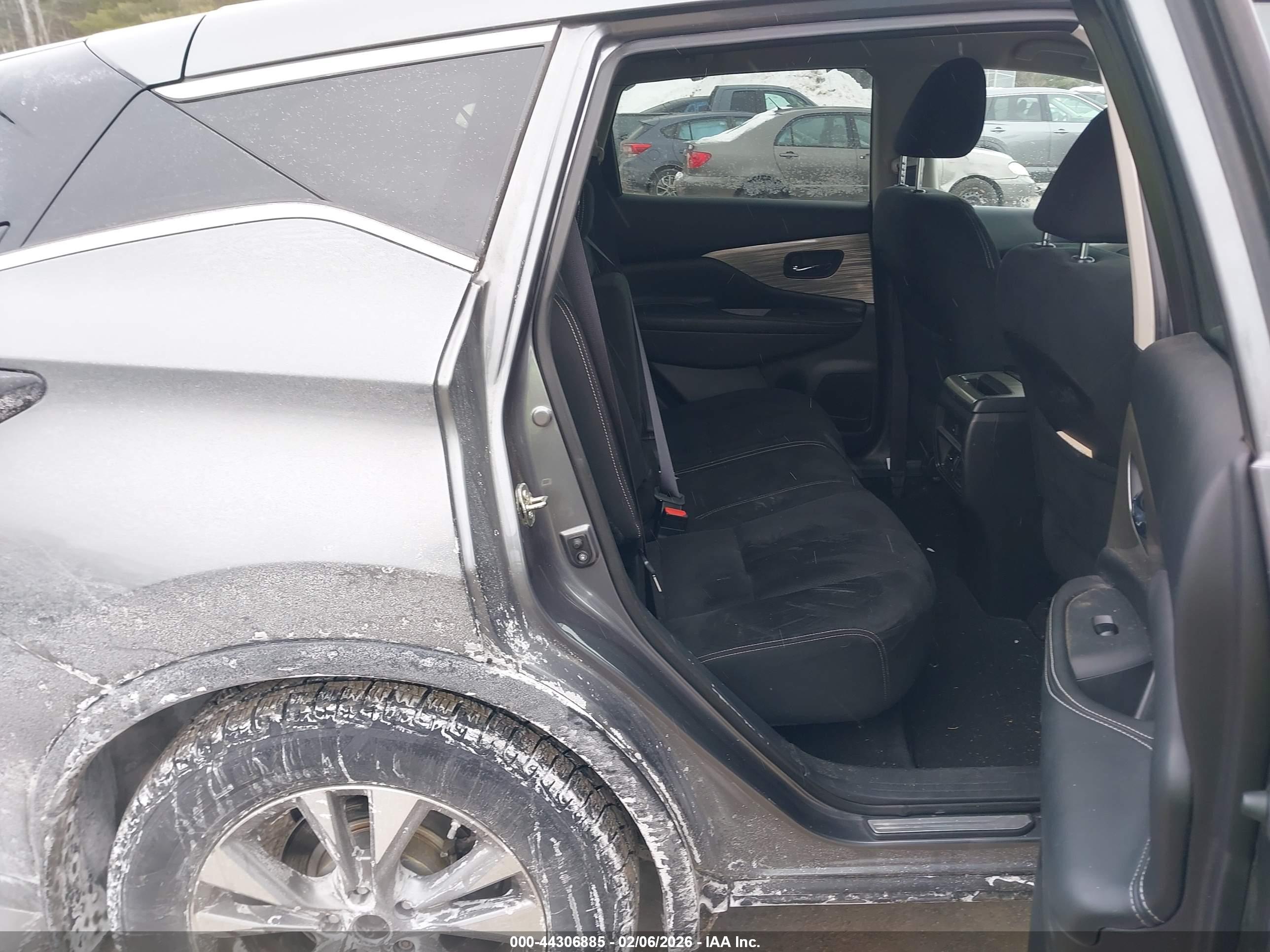 NISSAN MURANO image 8