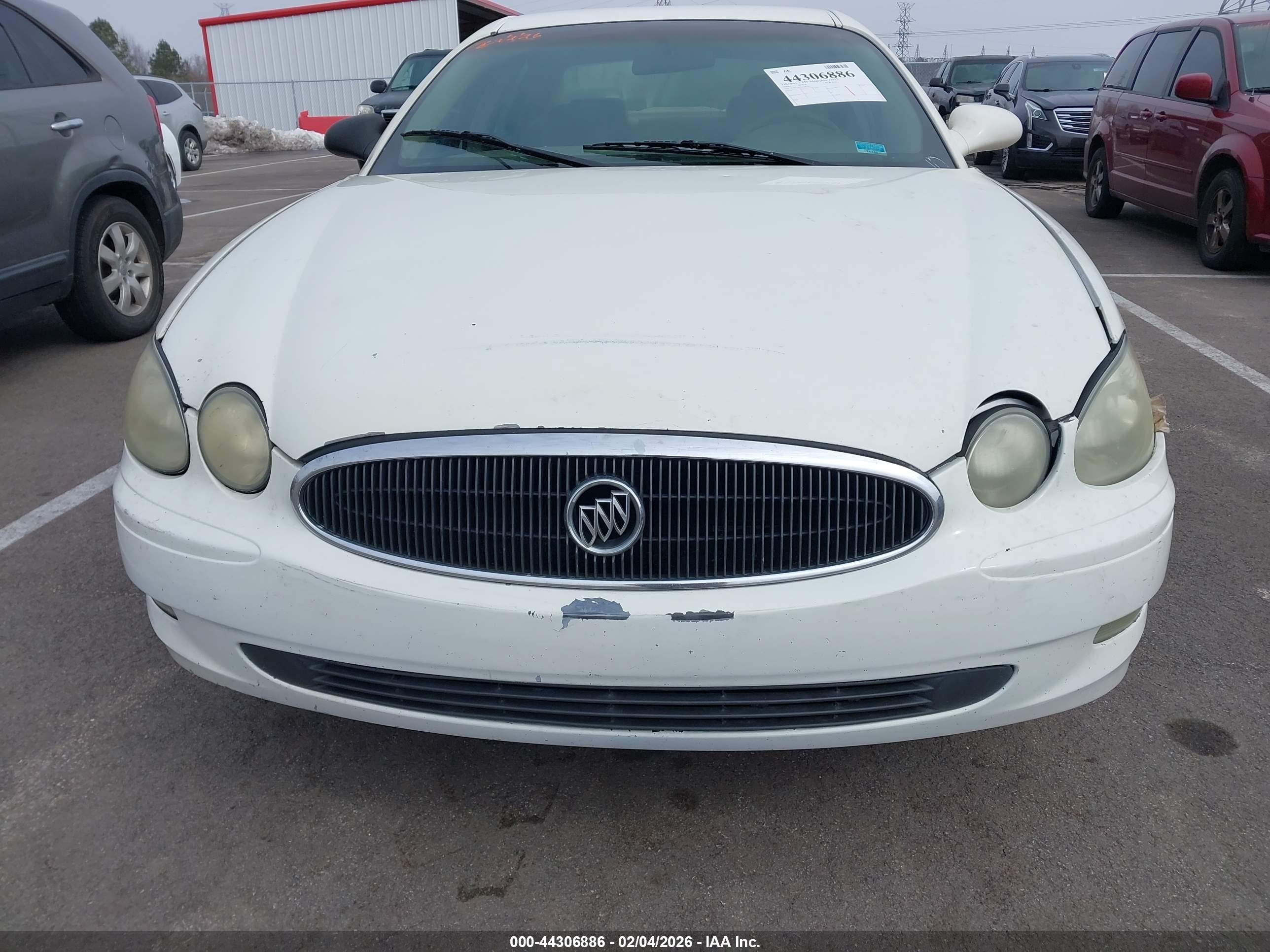 BUICK LACROSSE image 6