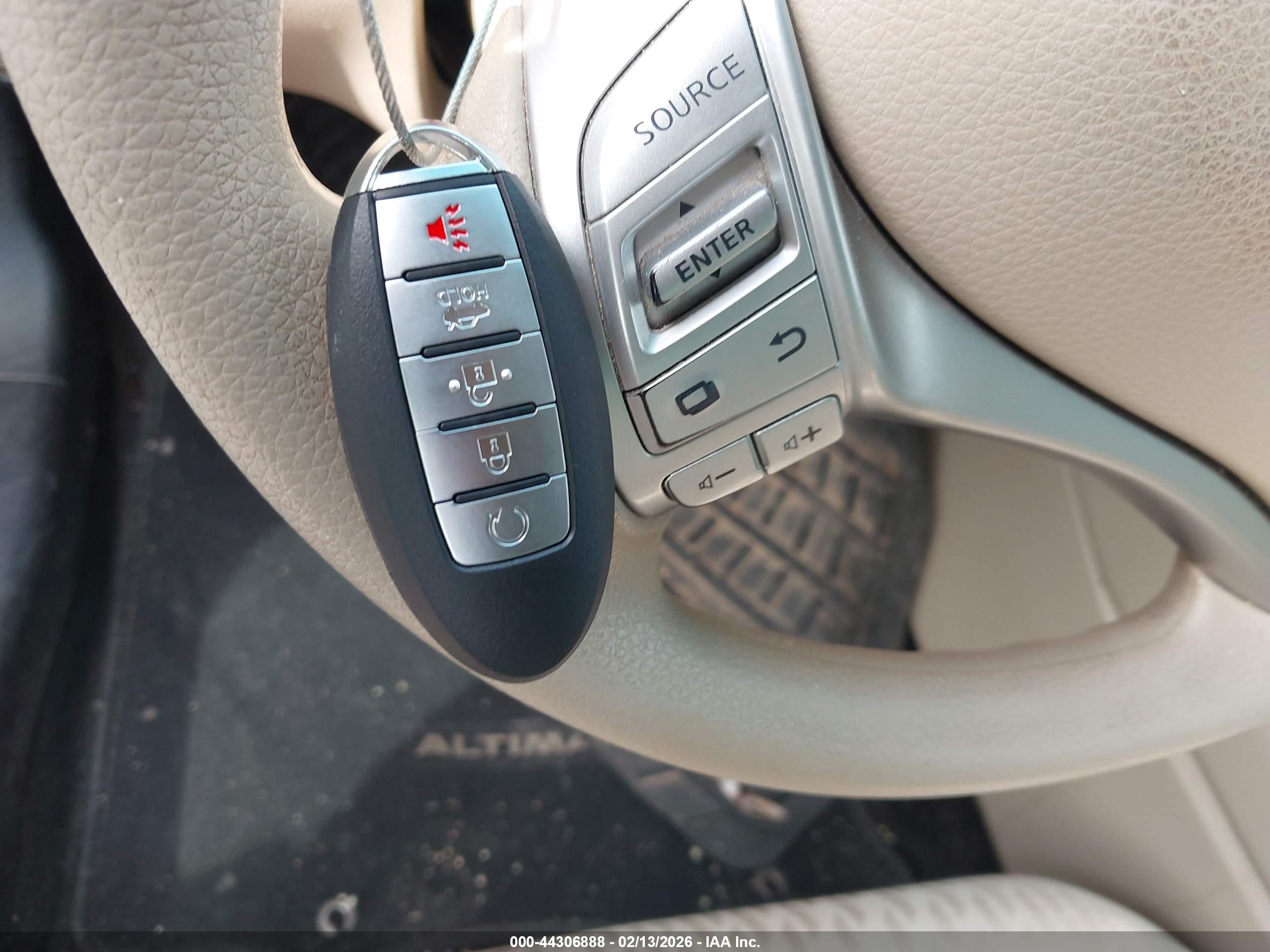 NISSAN ALTIMA image 11