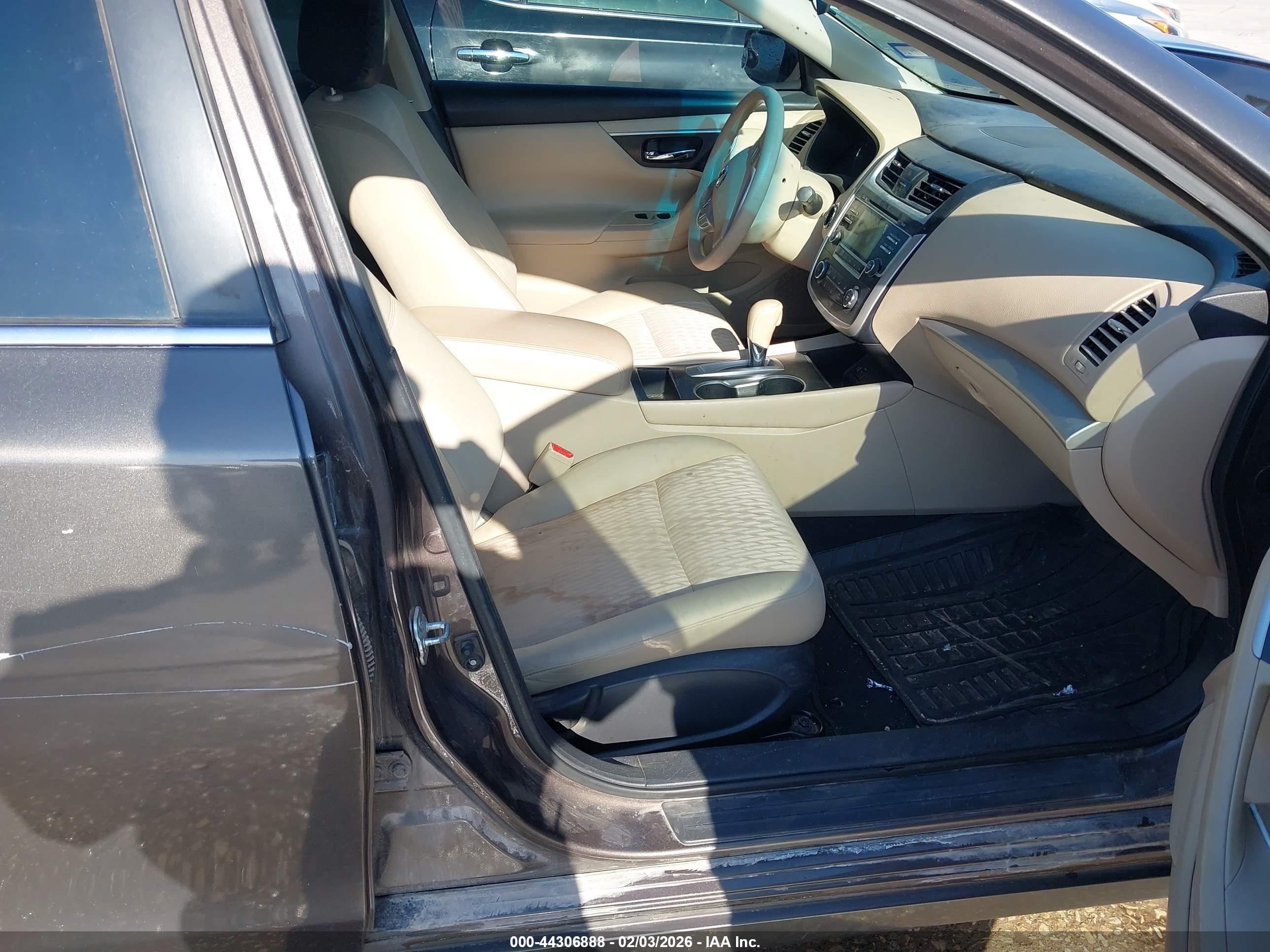 NISSAN ALTIMA image 5