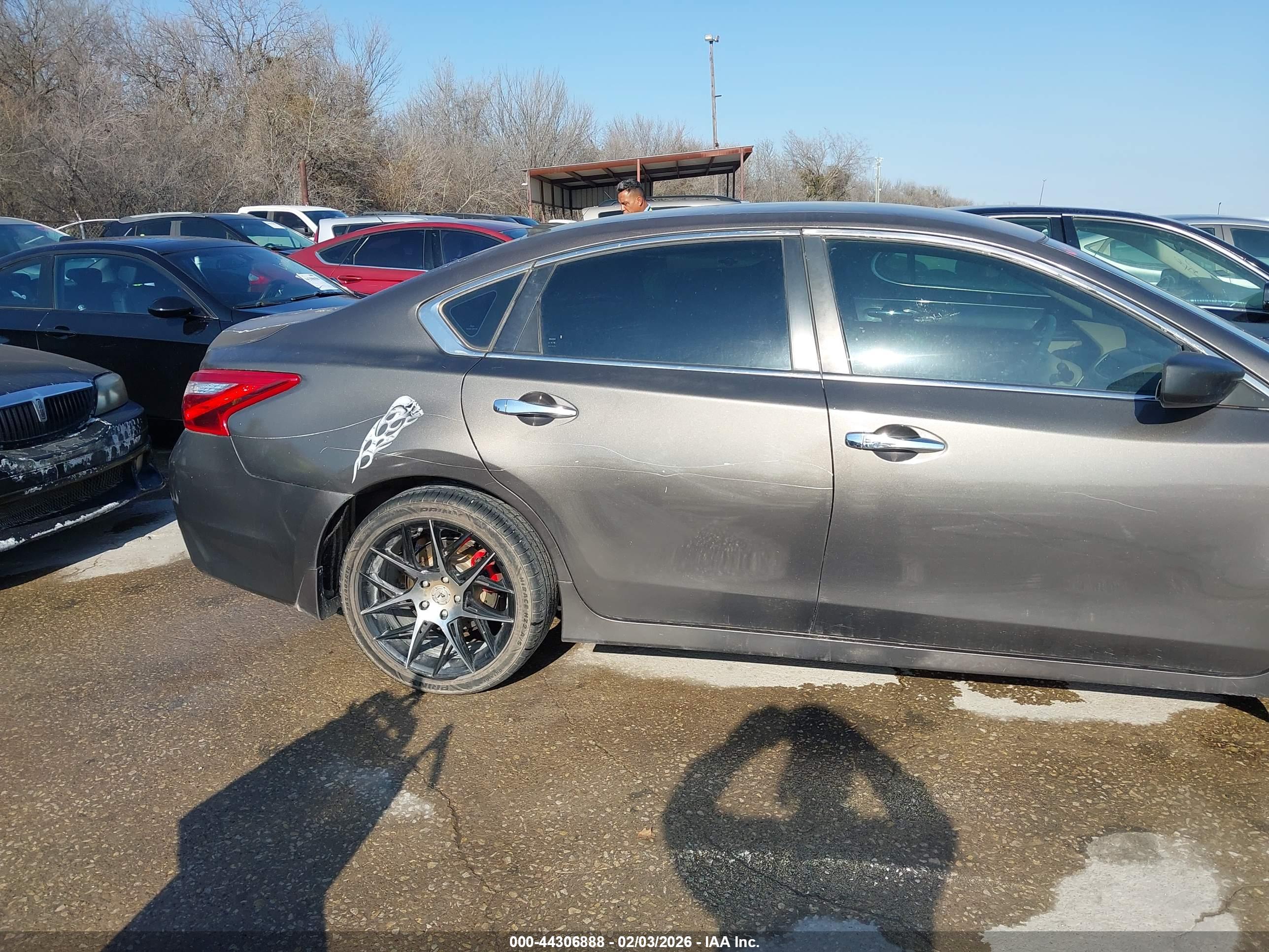NISSAN ALTIMA image 6