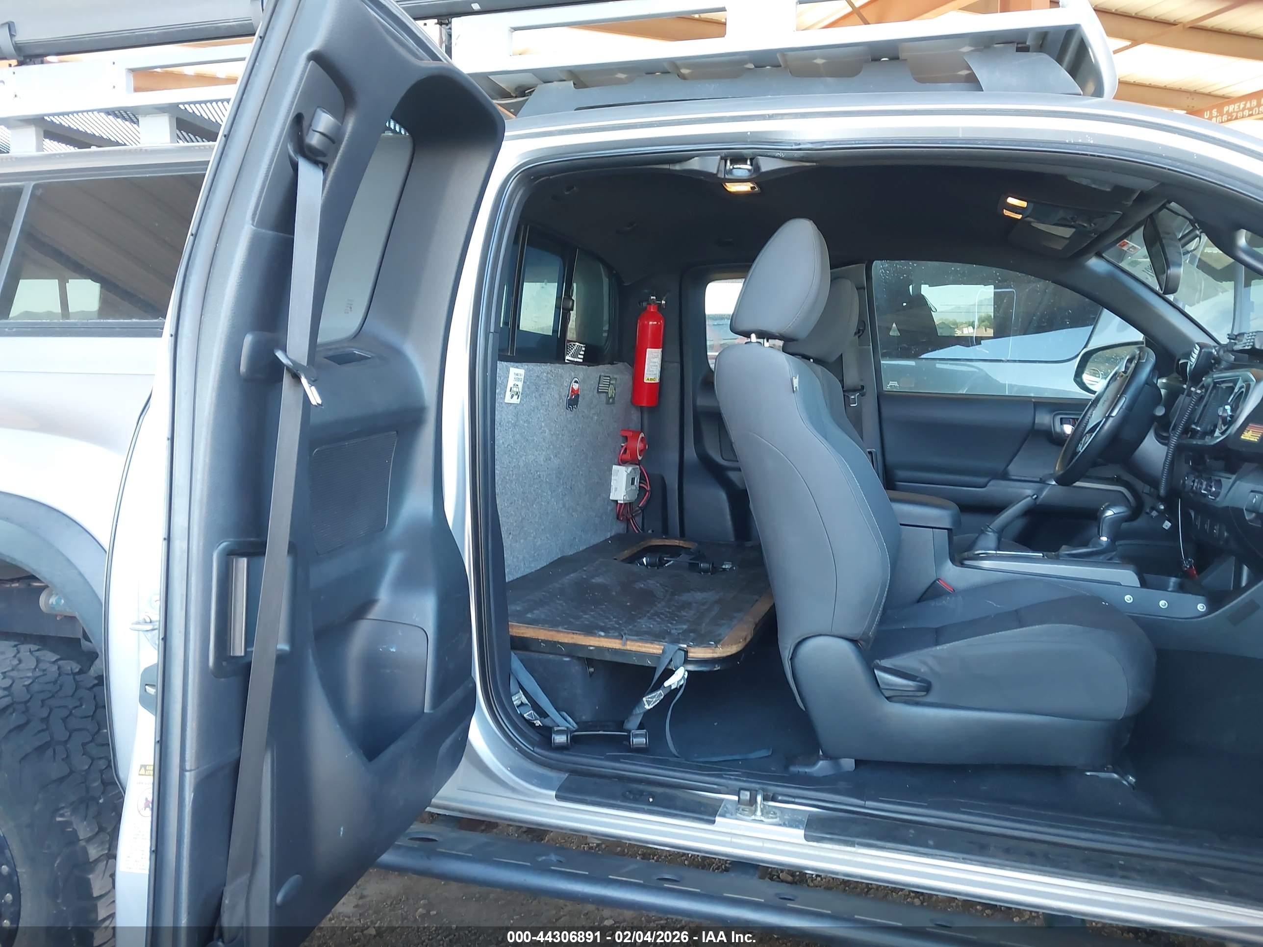 TOYOTA TACOMA image 8