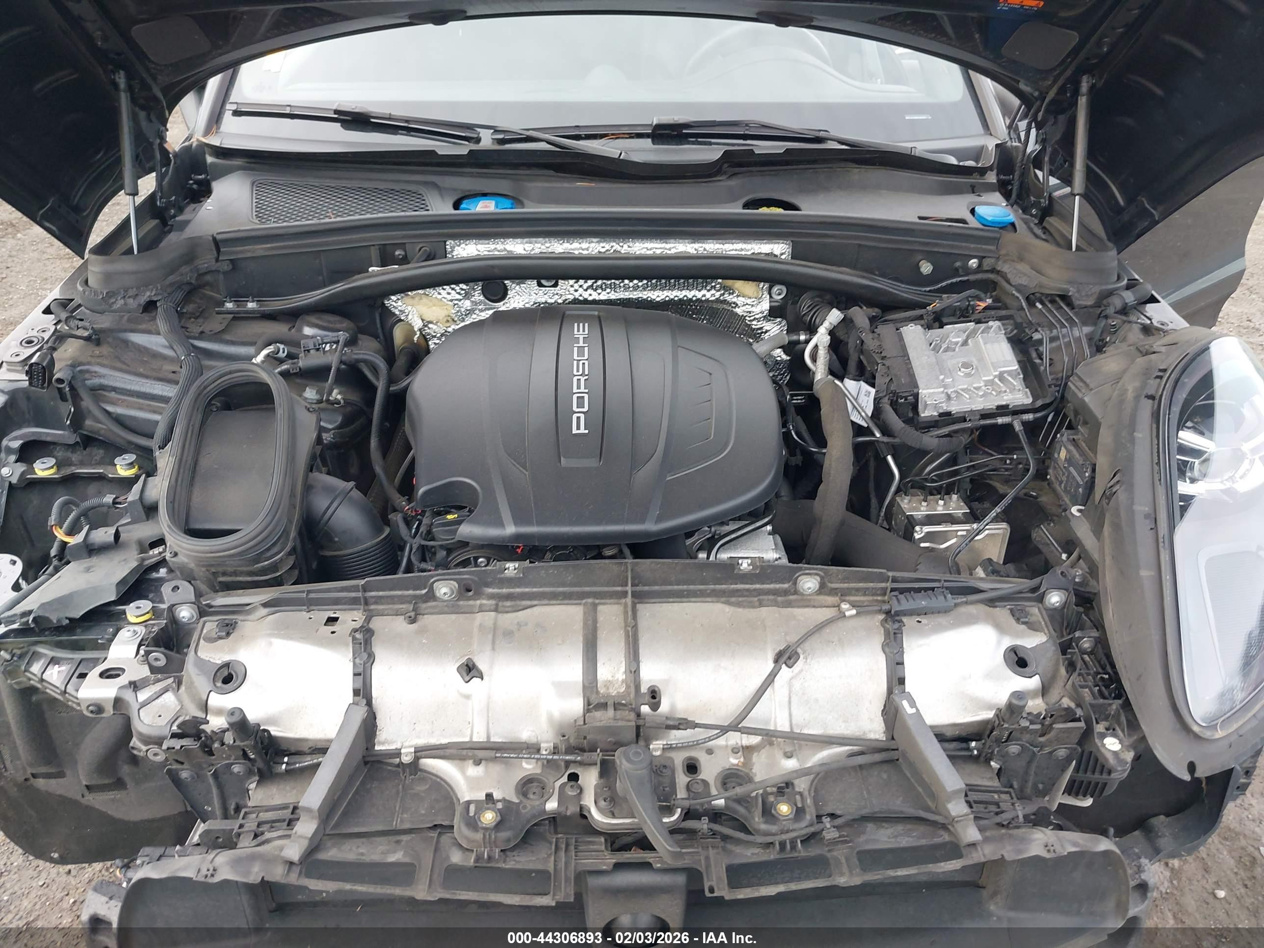 PORSCHE MACAN image 10