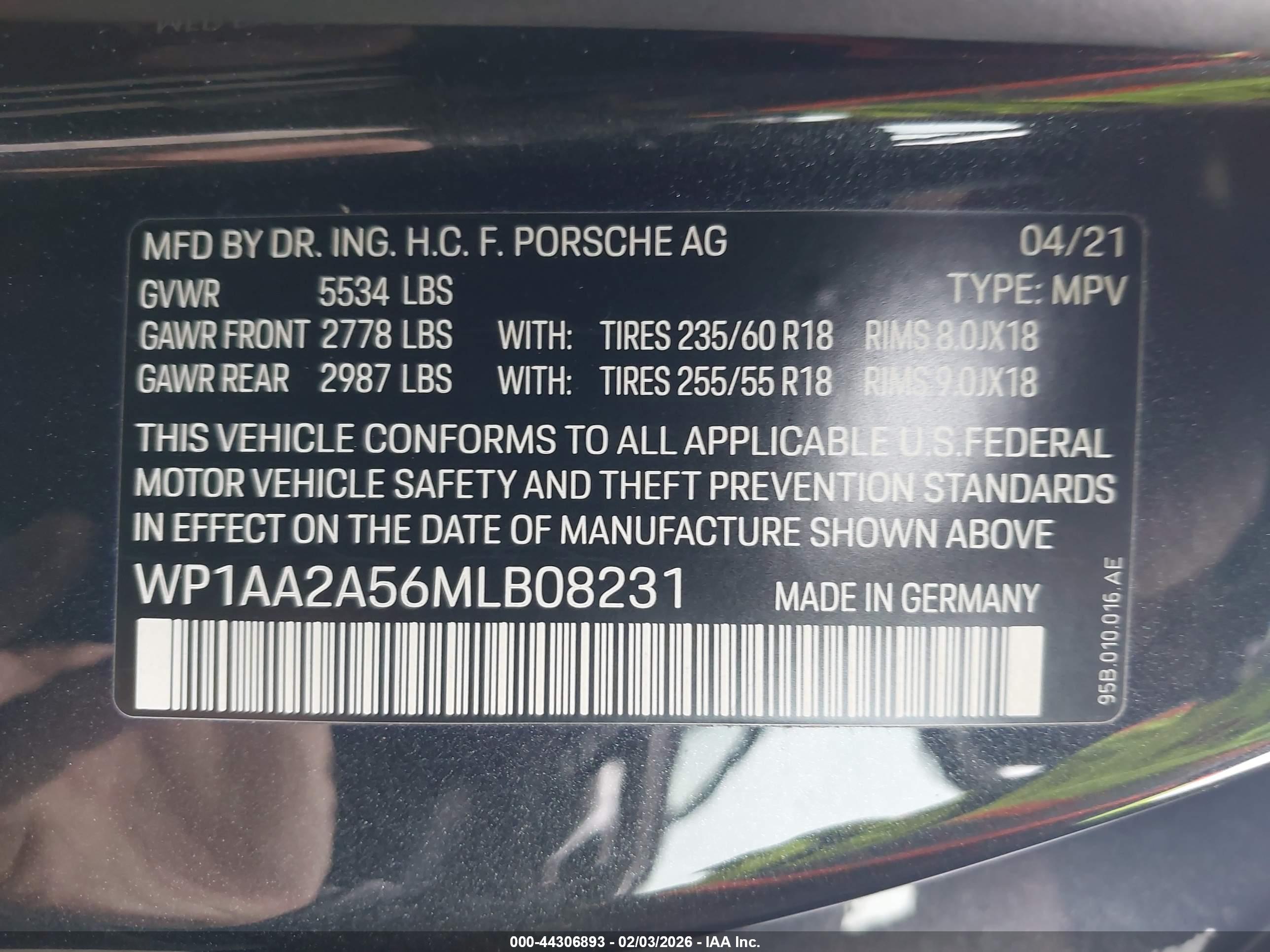 PORSCHE MACAN image 9