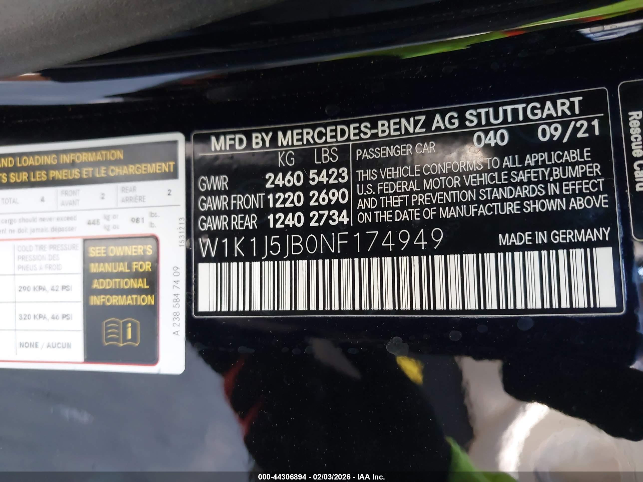 MERCEDES-BENZ E image 9