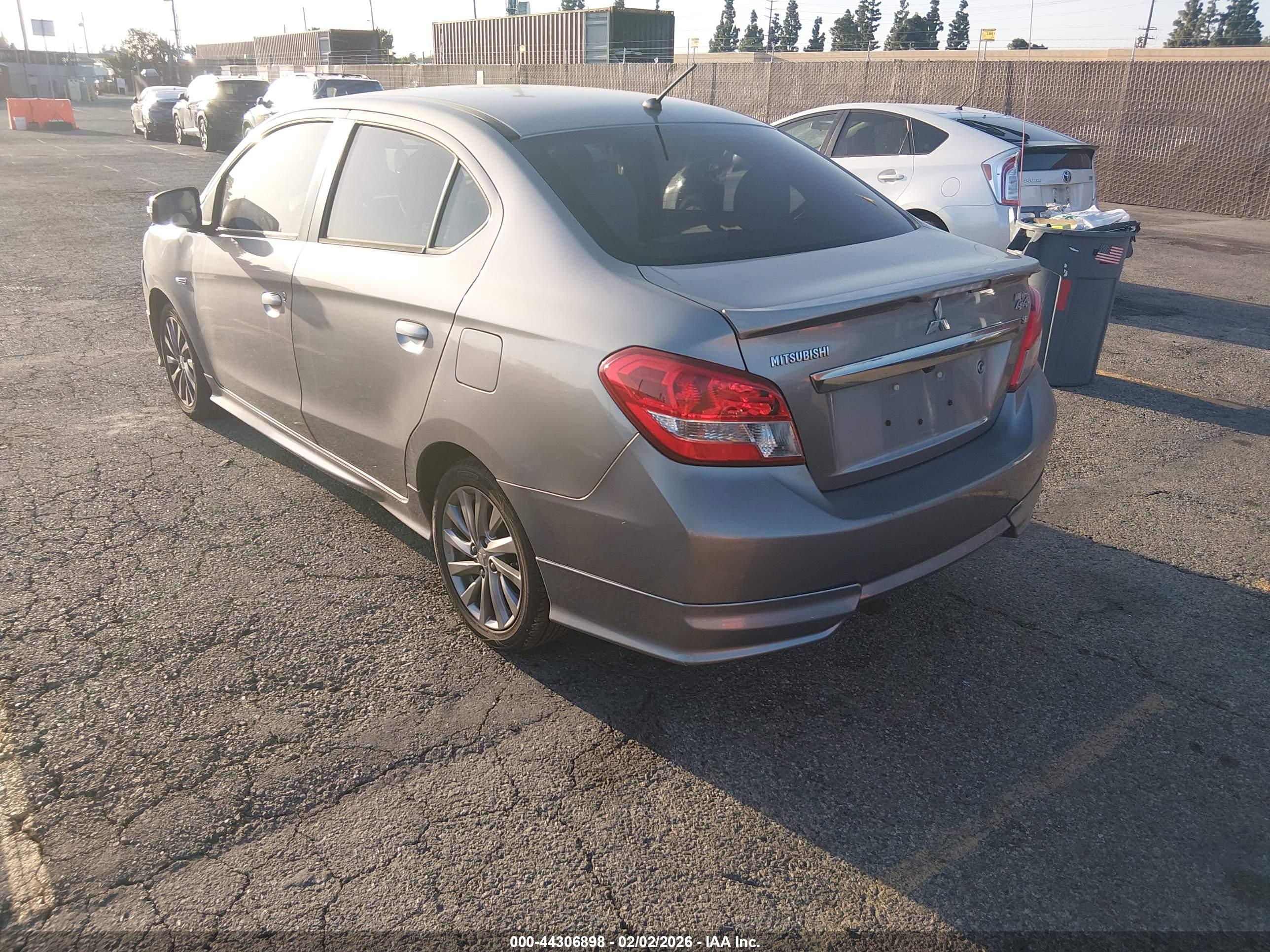 MITSUBISHI MIRAGE image 3