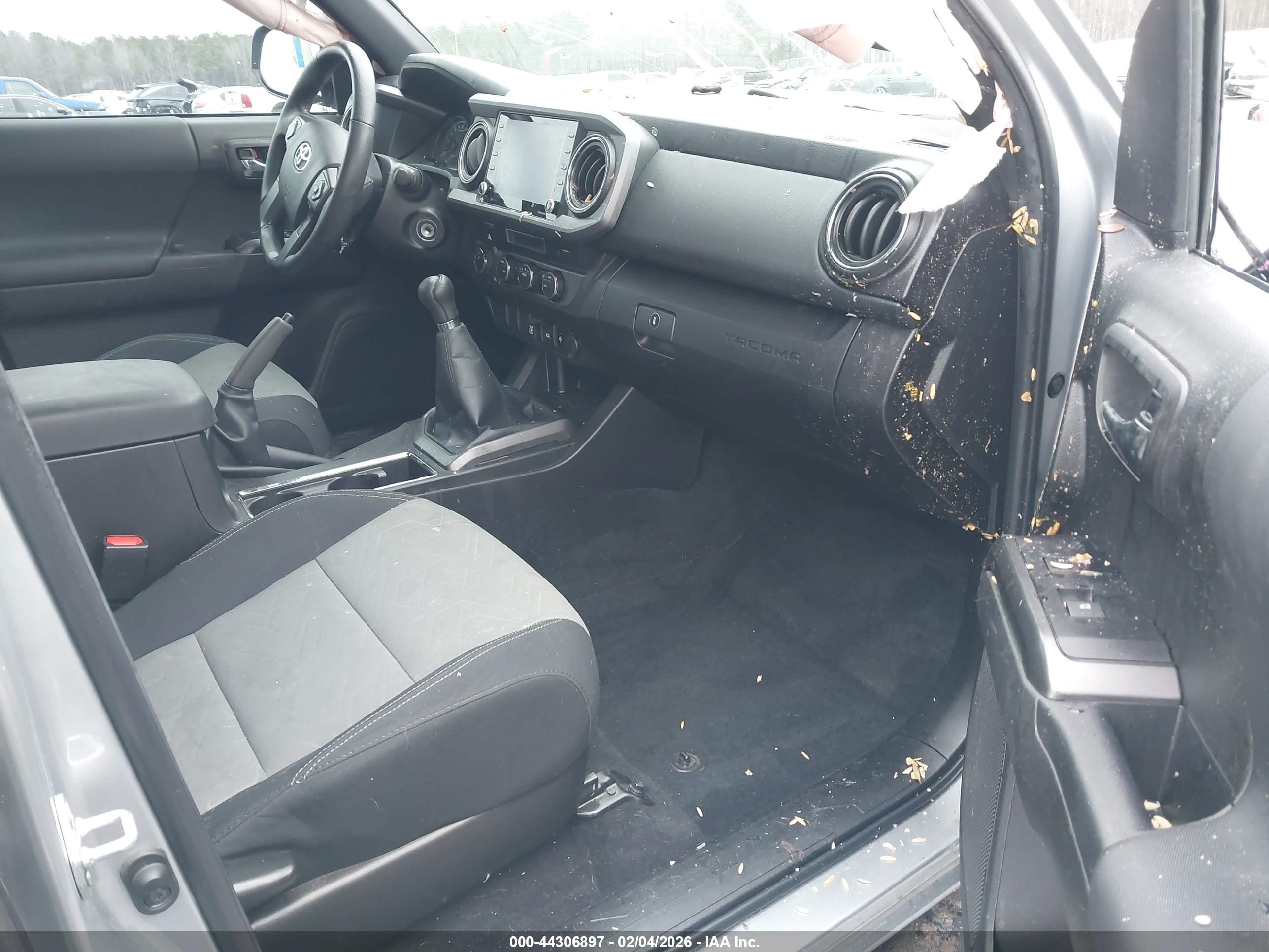 TOYOTA TACOMA image 5