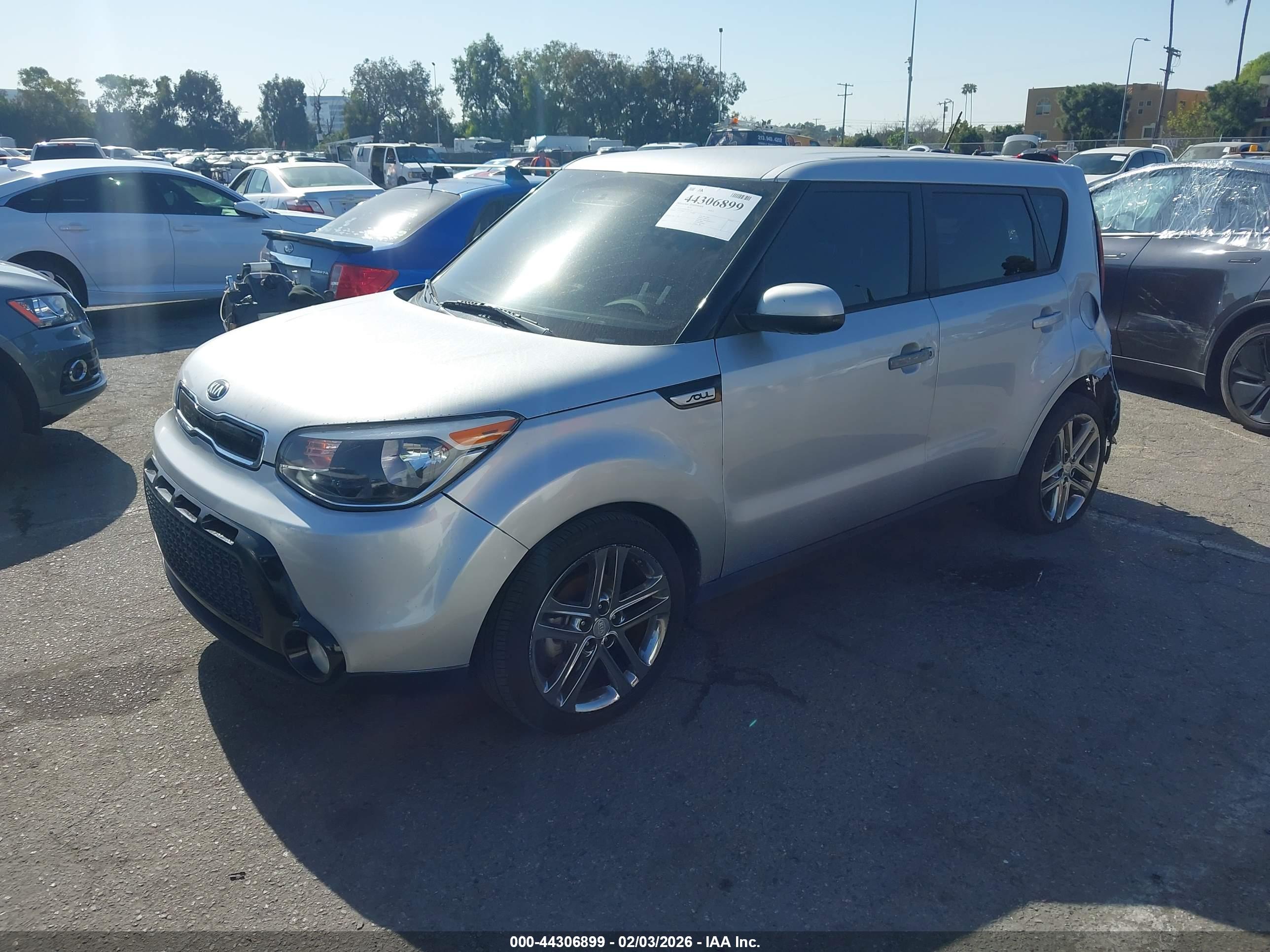 KIA SOUL image 2