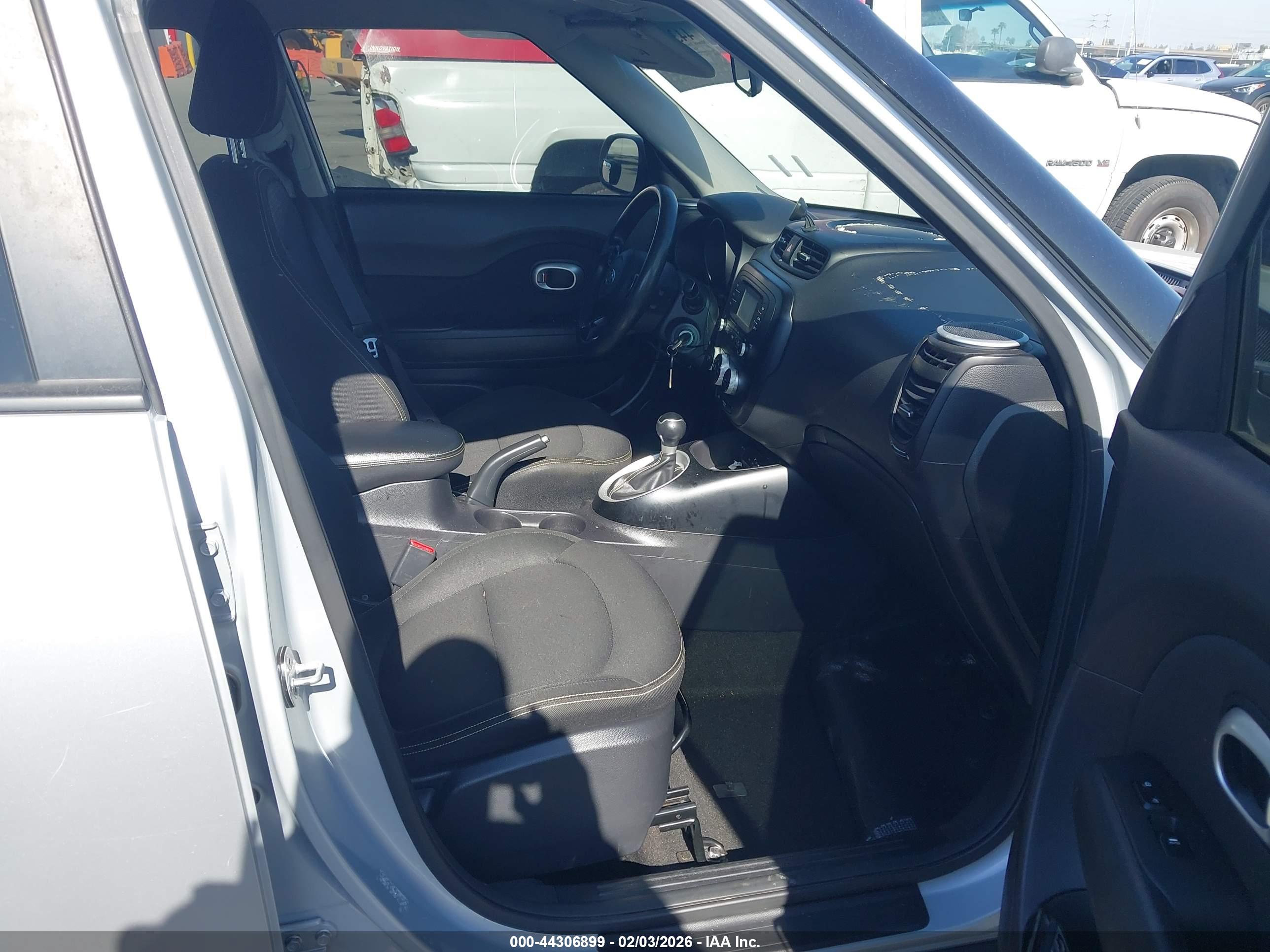 KIA SOUL image 5