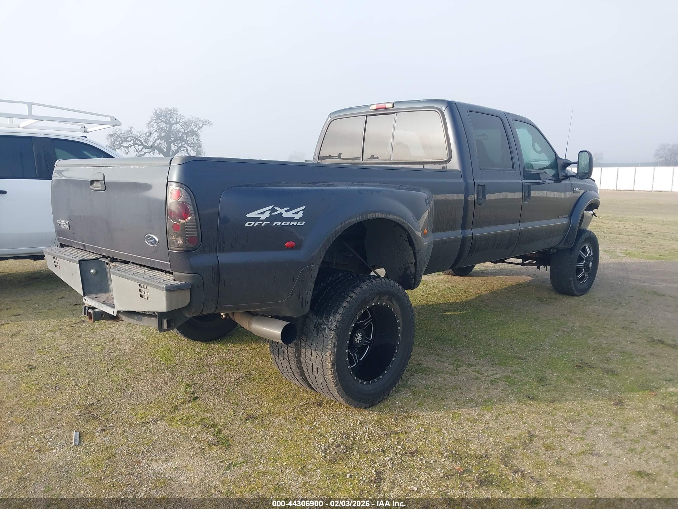 FORD F-350 image 4
