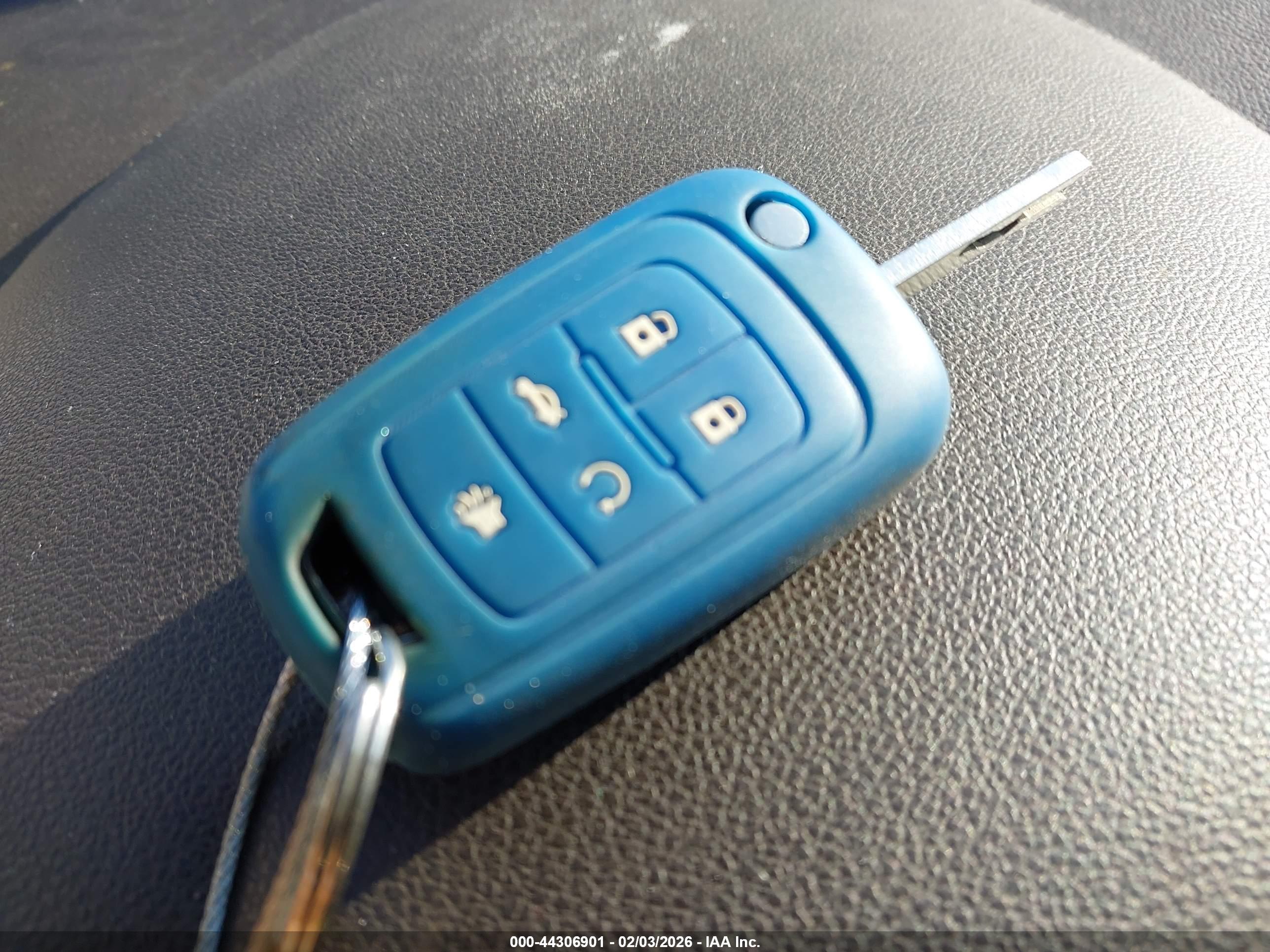 BUICK LACROSSE image 11