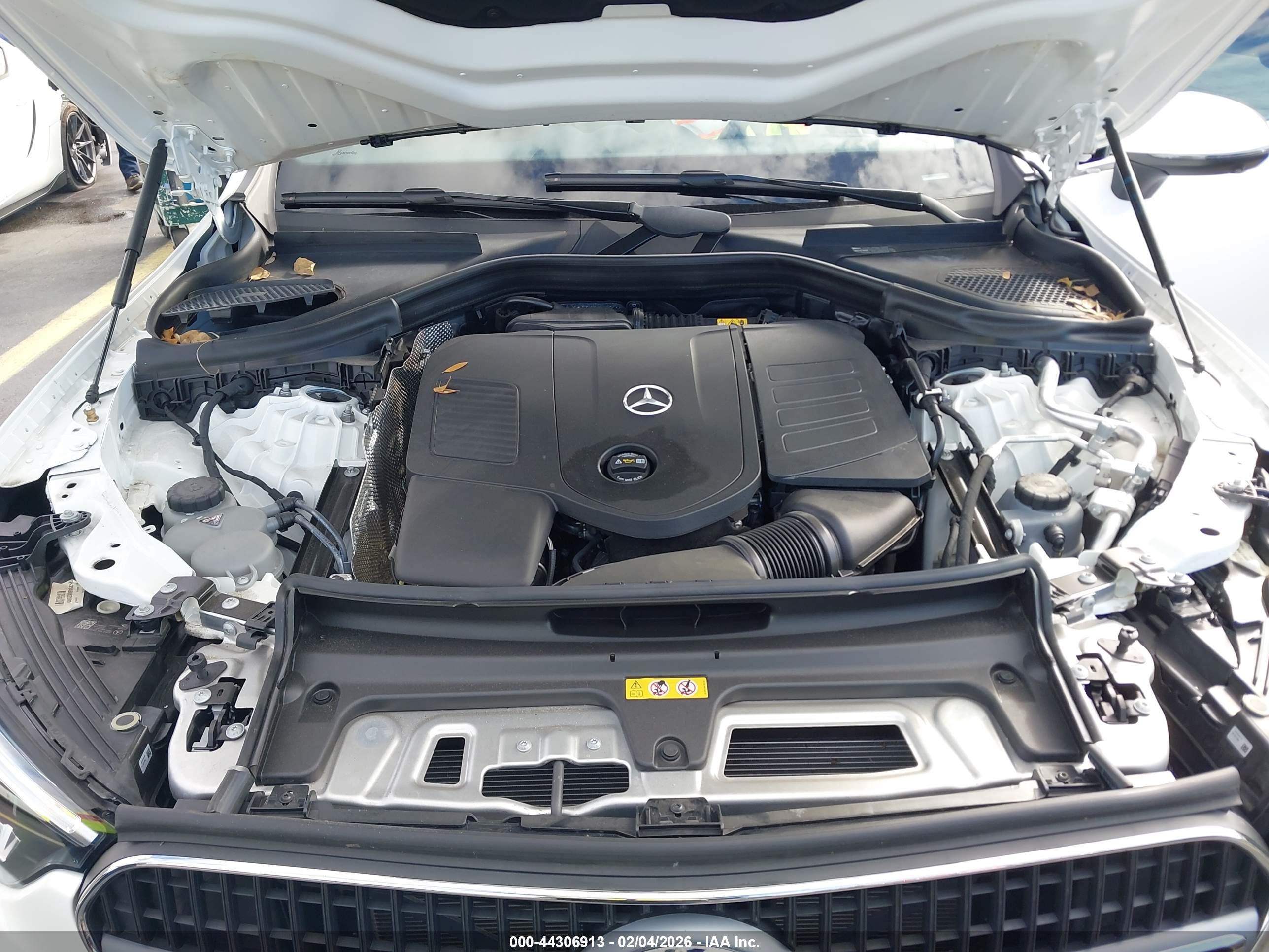 MERCEDES-BENZ GLC image 10