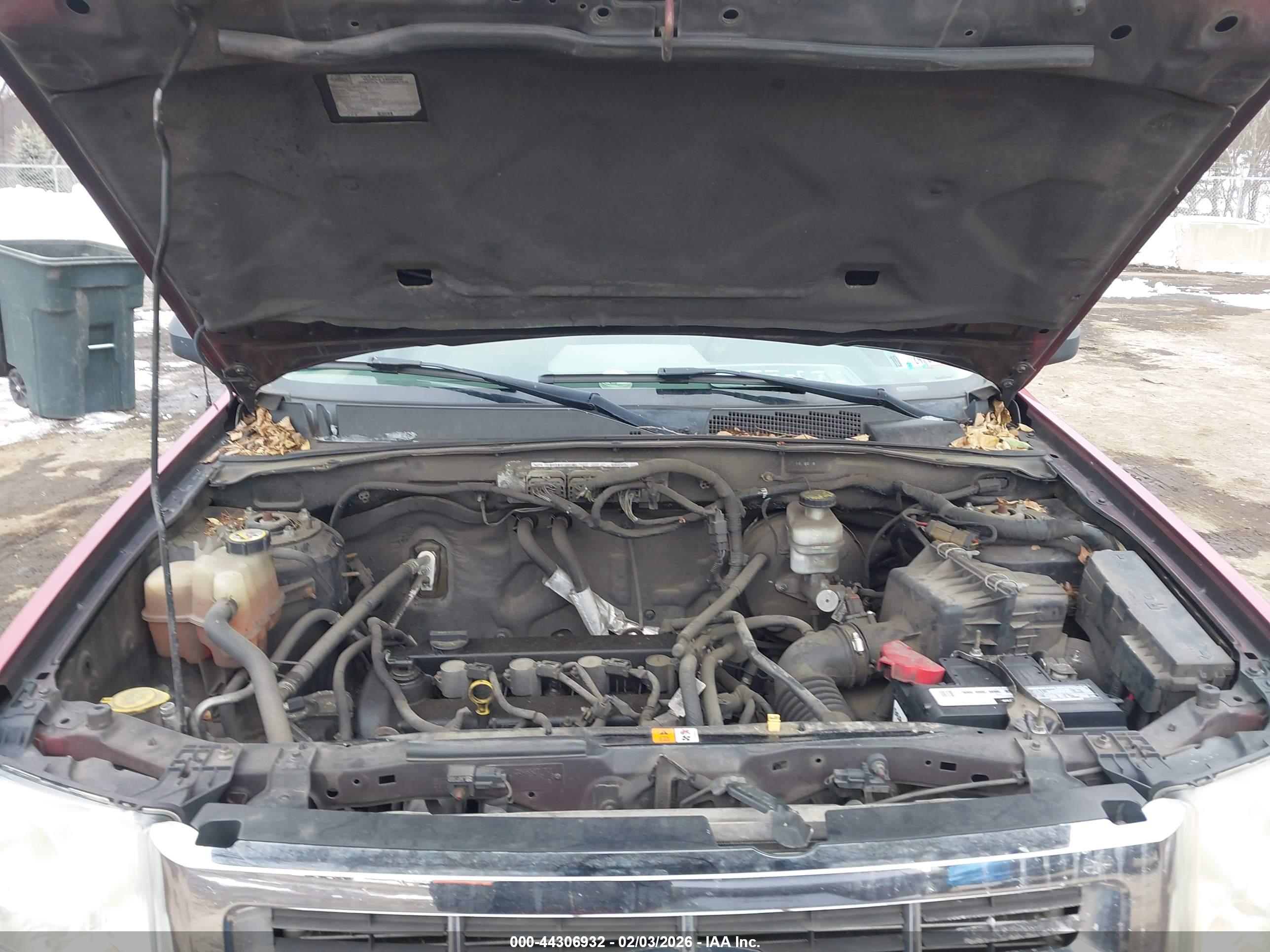 FORD ESCAPE image 10