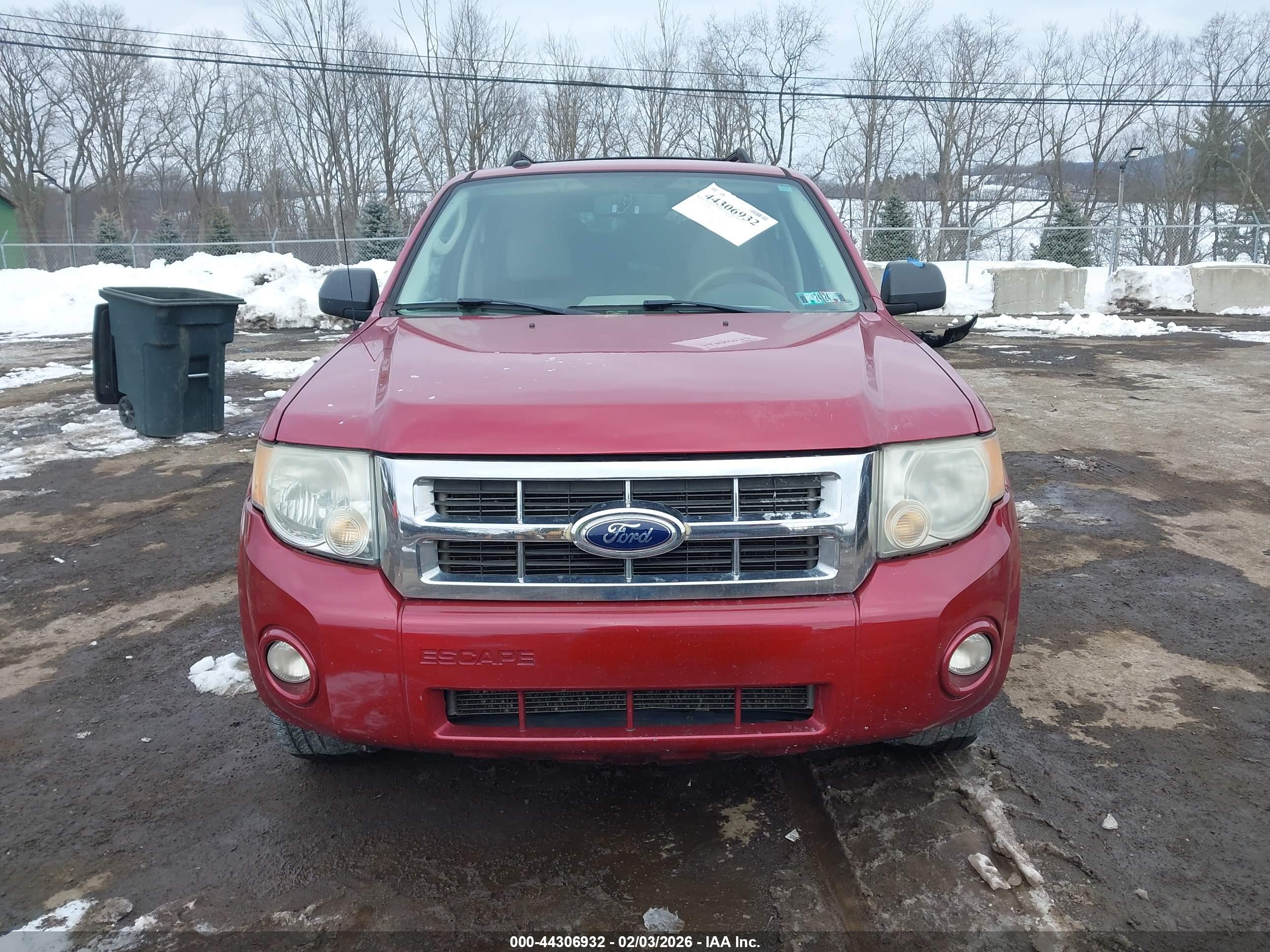 FORD ESCAPE image 6