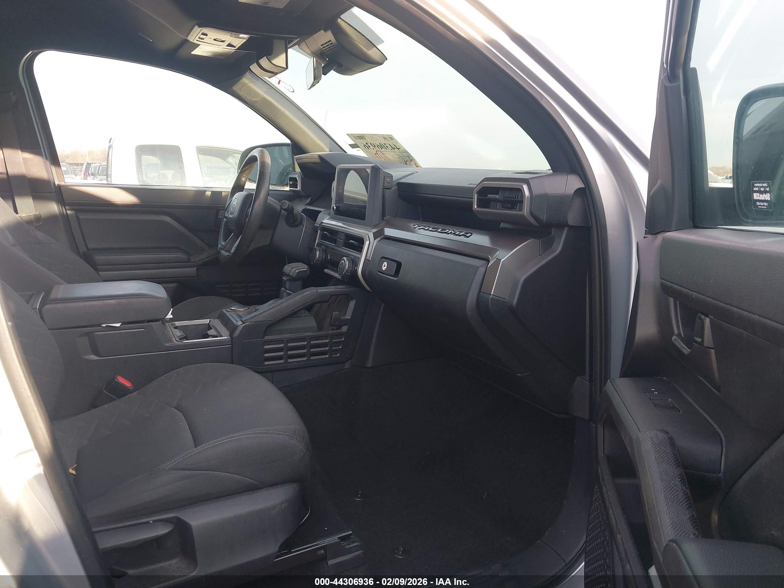 TOYOTA TACOMA image 5