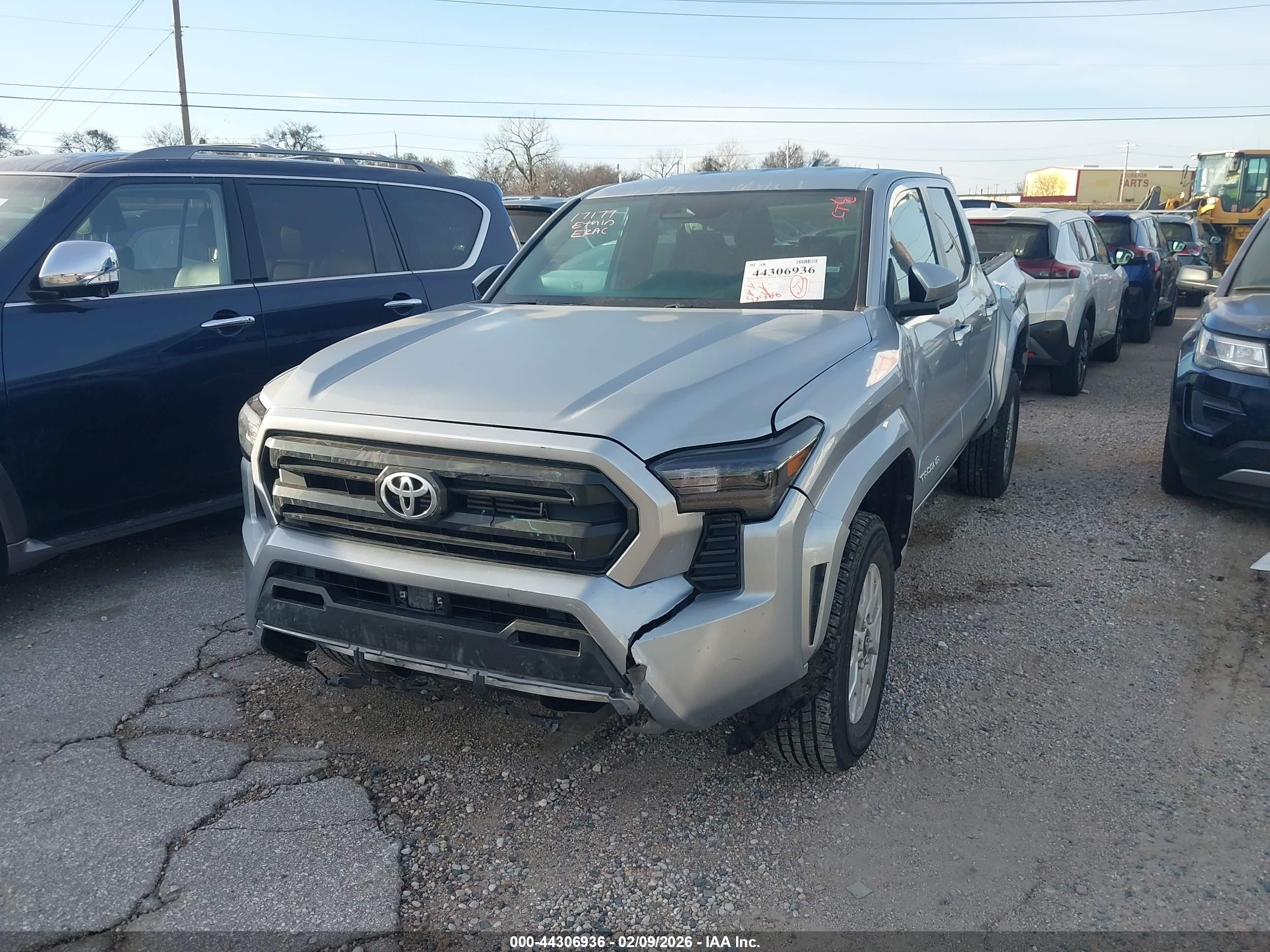 TOYOTA TACOMA image 6