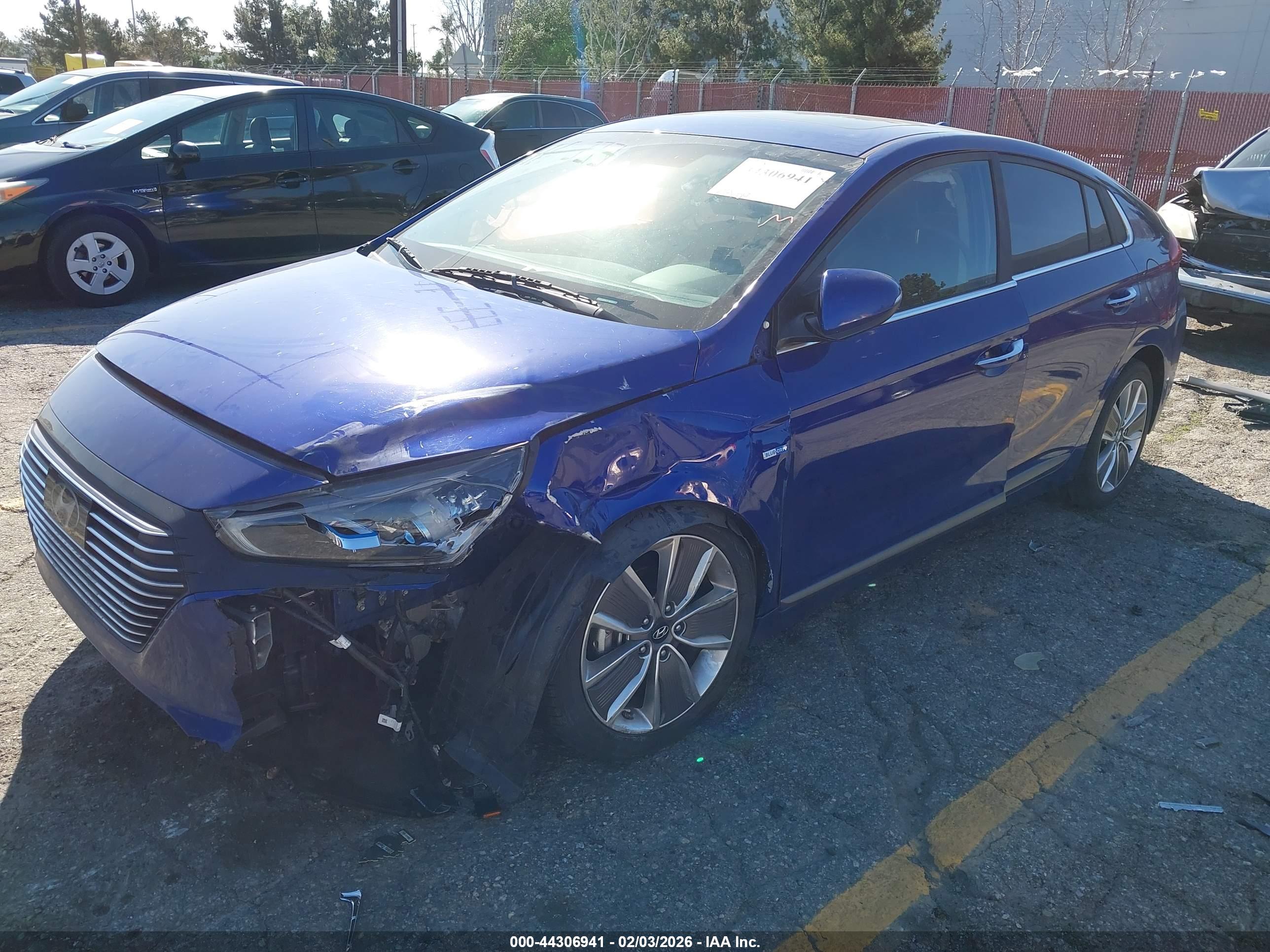 HYUNDAI IONIQ image 2