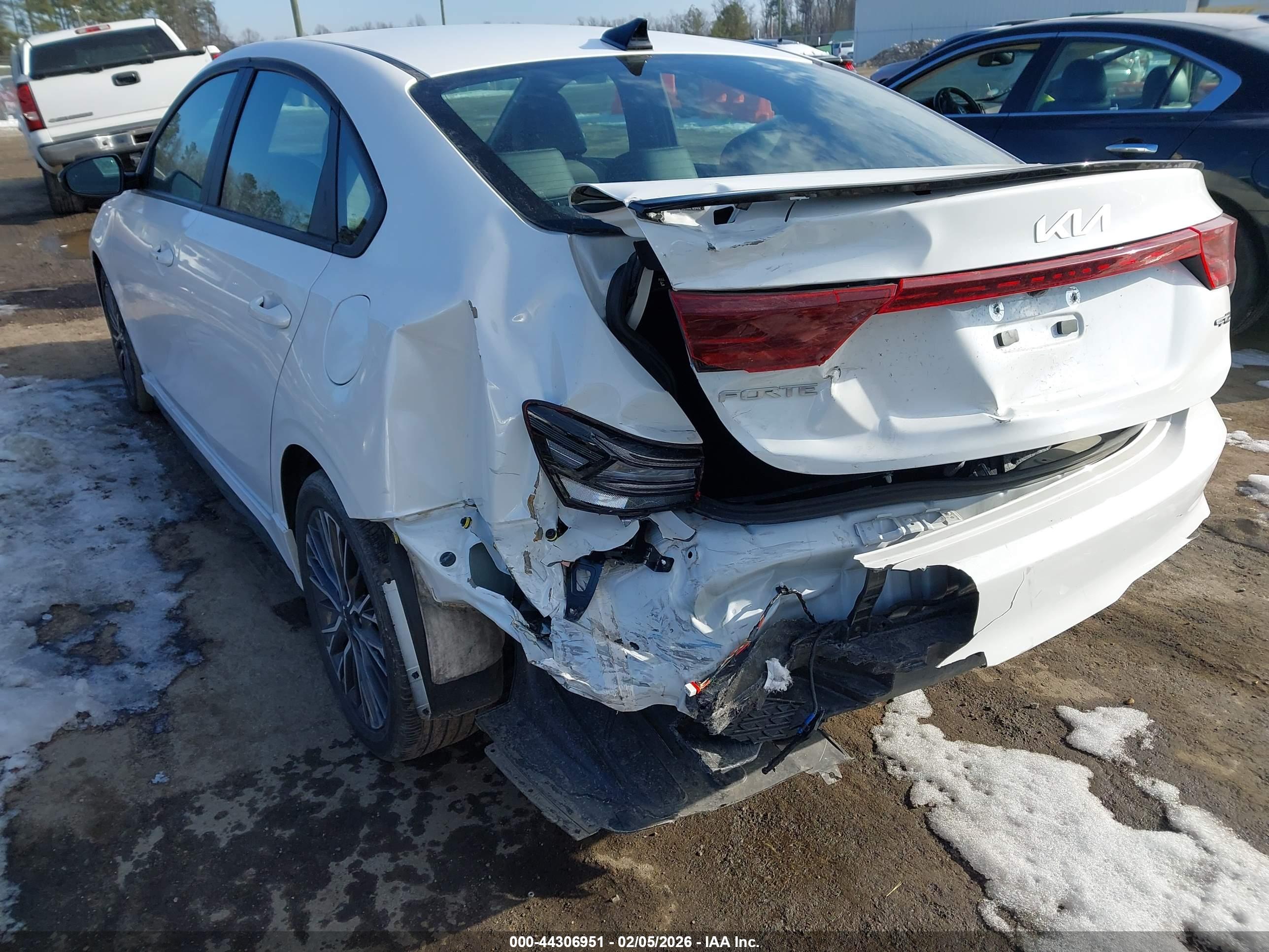 KIA FORTE image 6