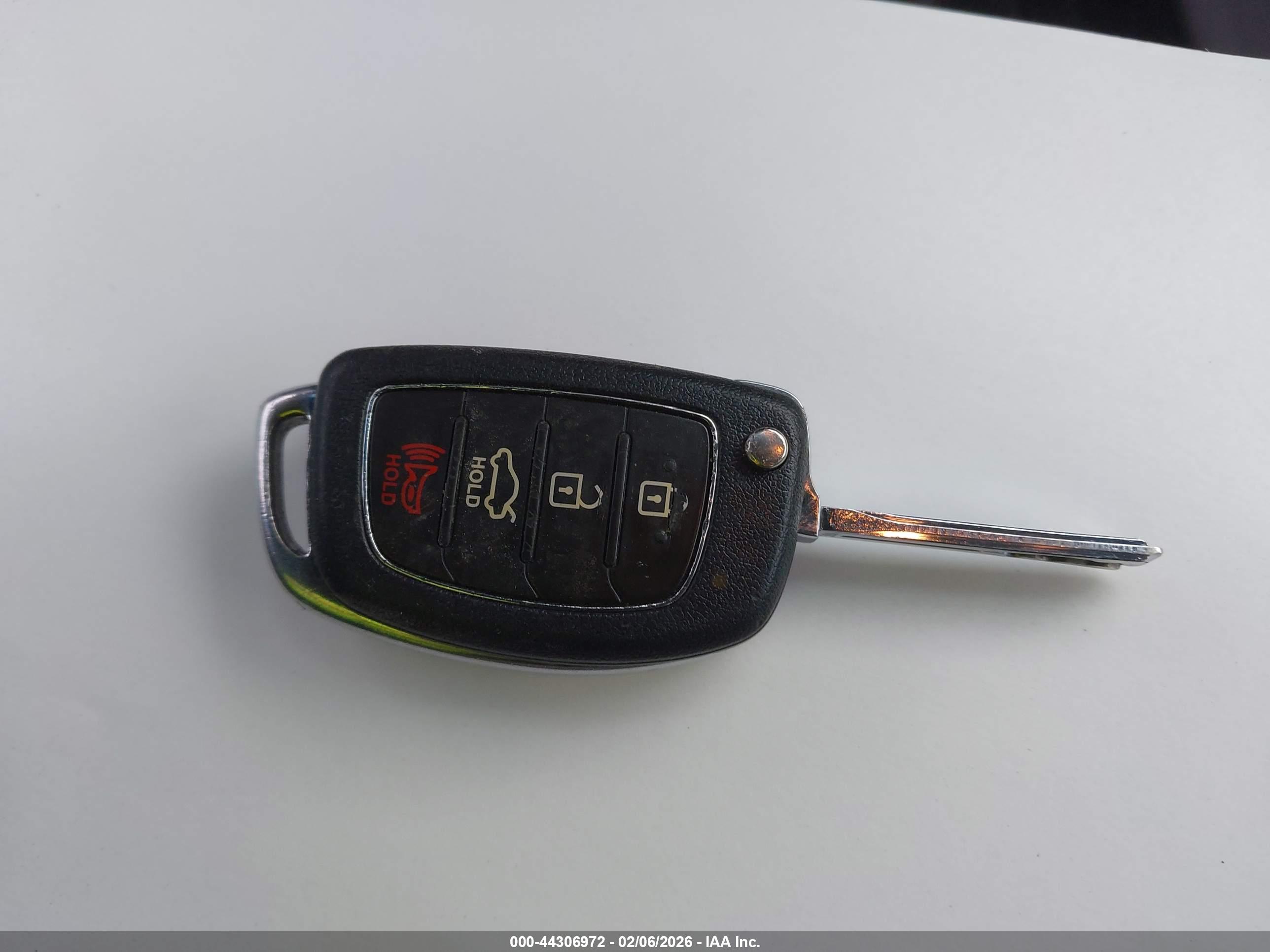 HYUNDAI SONATA image 11
