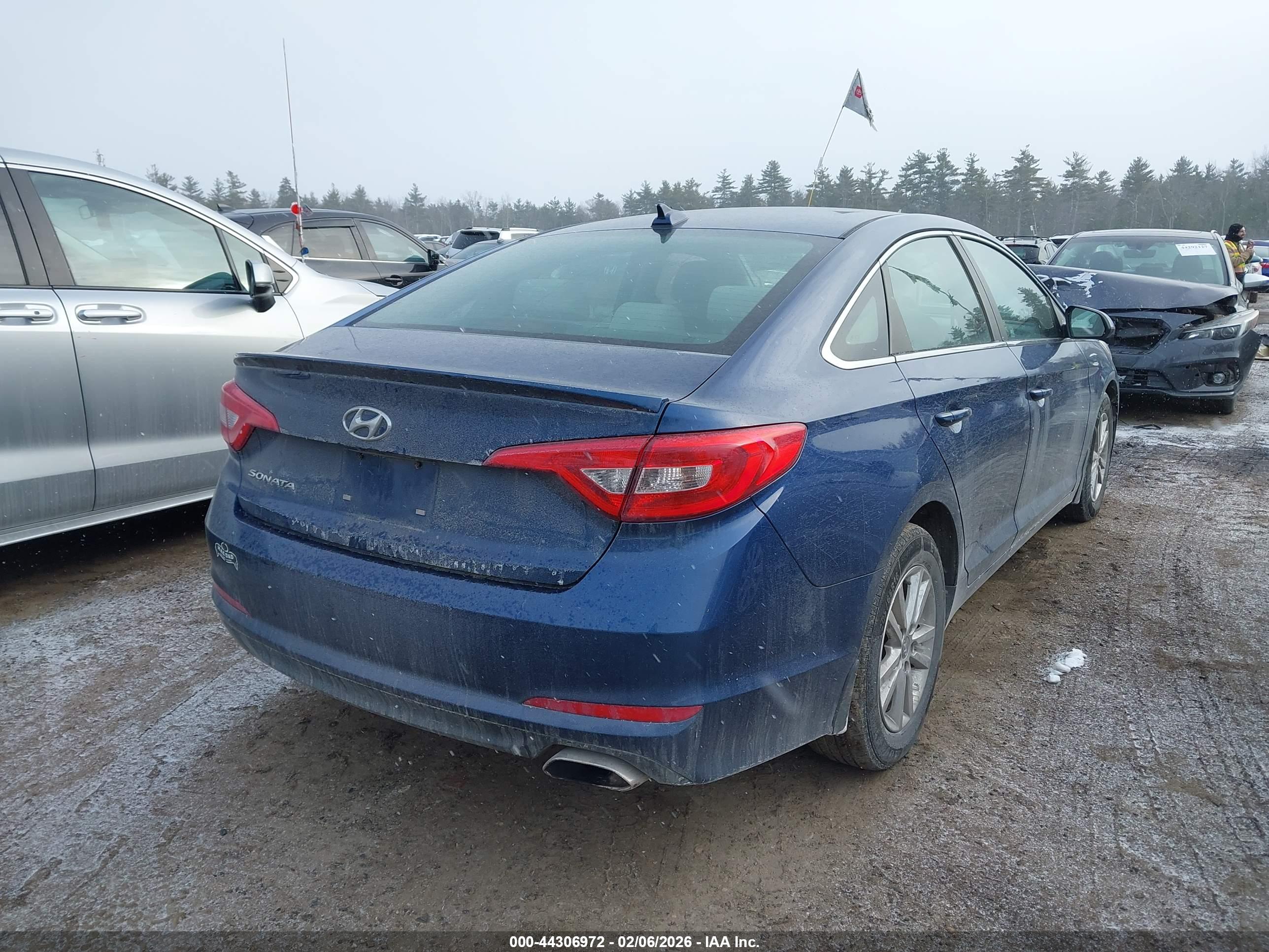 HYUNDAI SONATA image 4