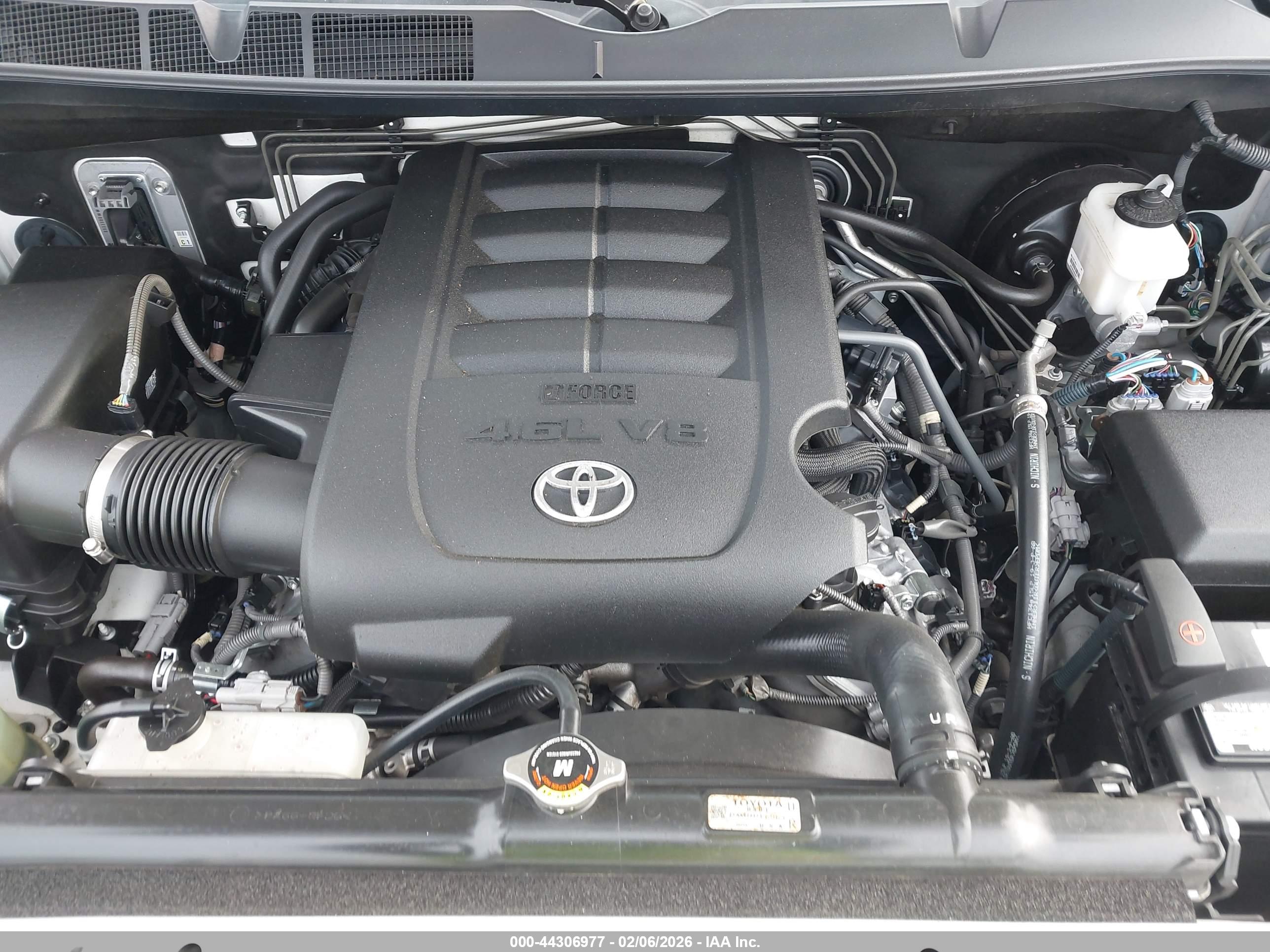 TOYOTA TUNDRA image 10