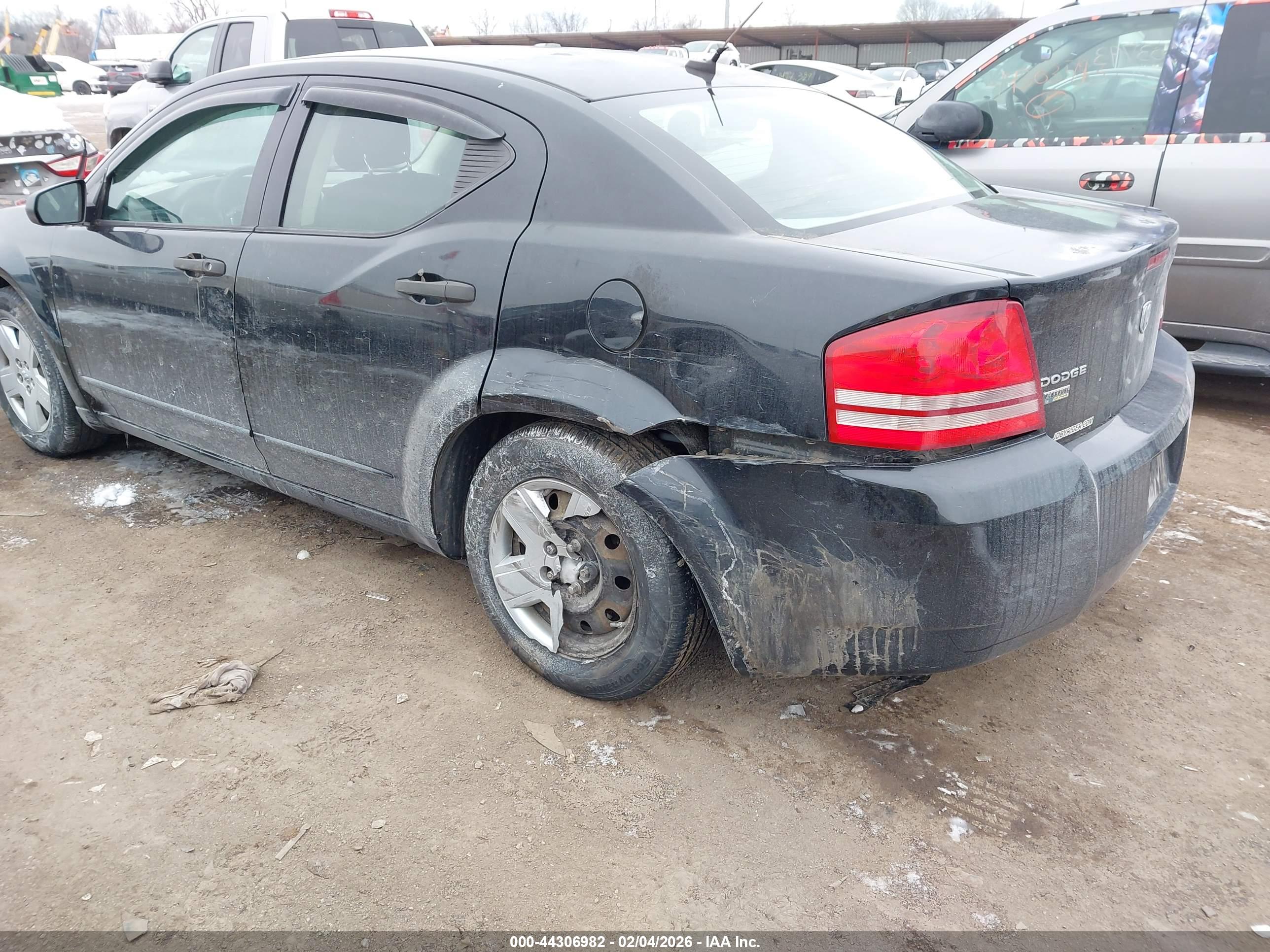 DODGE AVENGER image 6