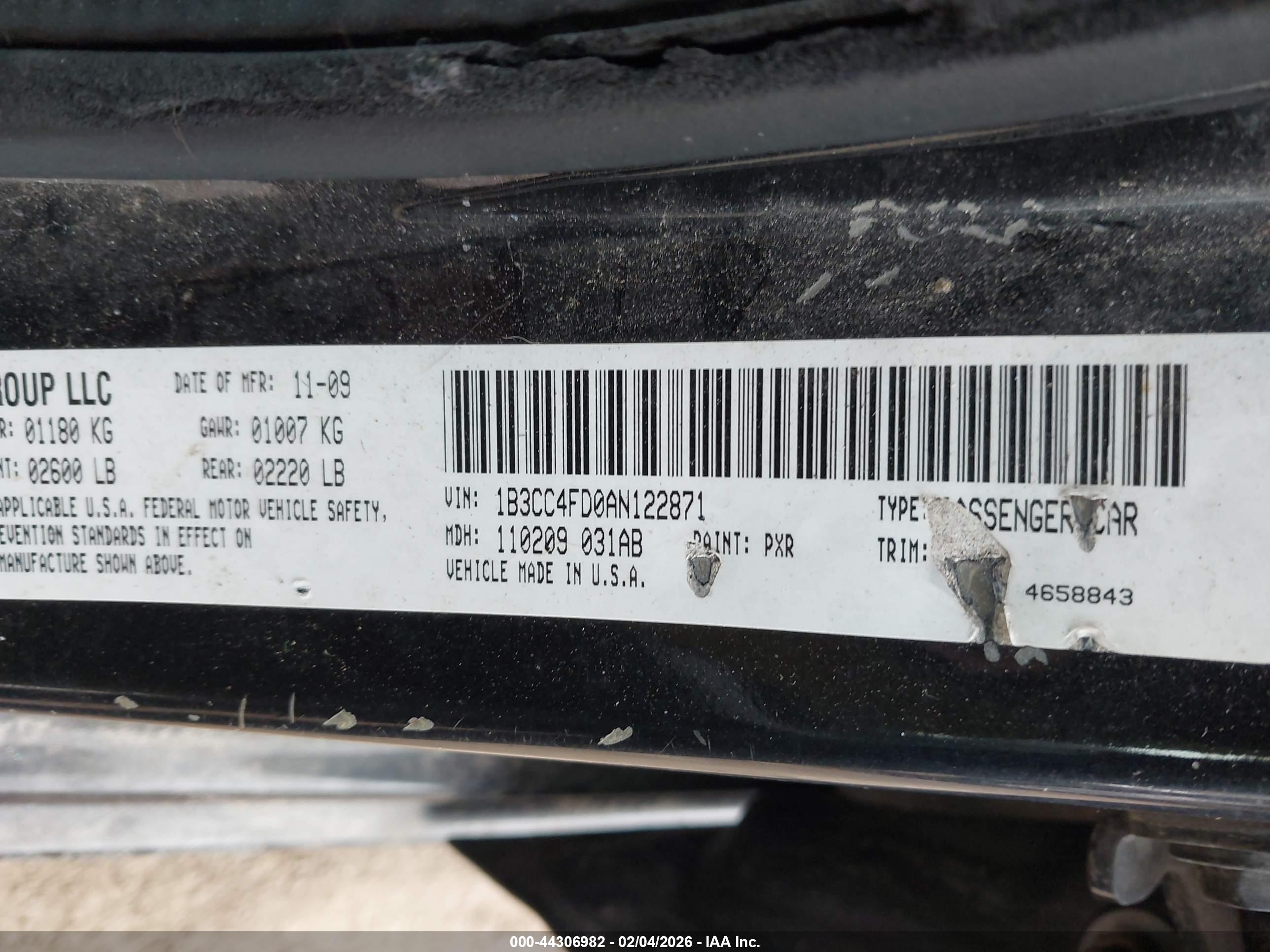 DODGE AVENGER image 9