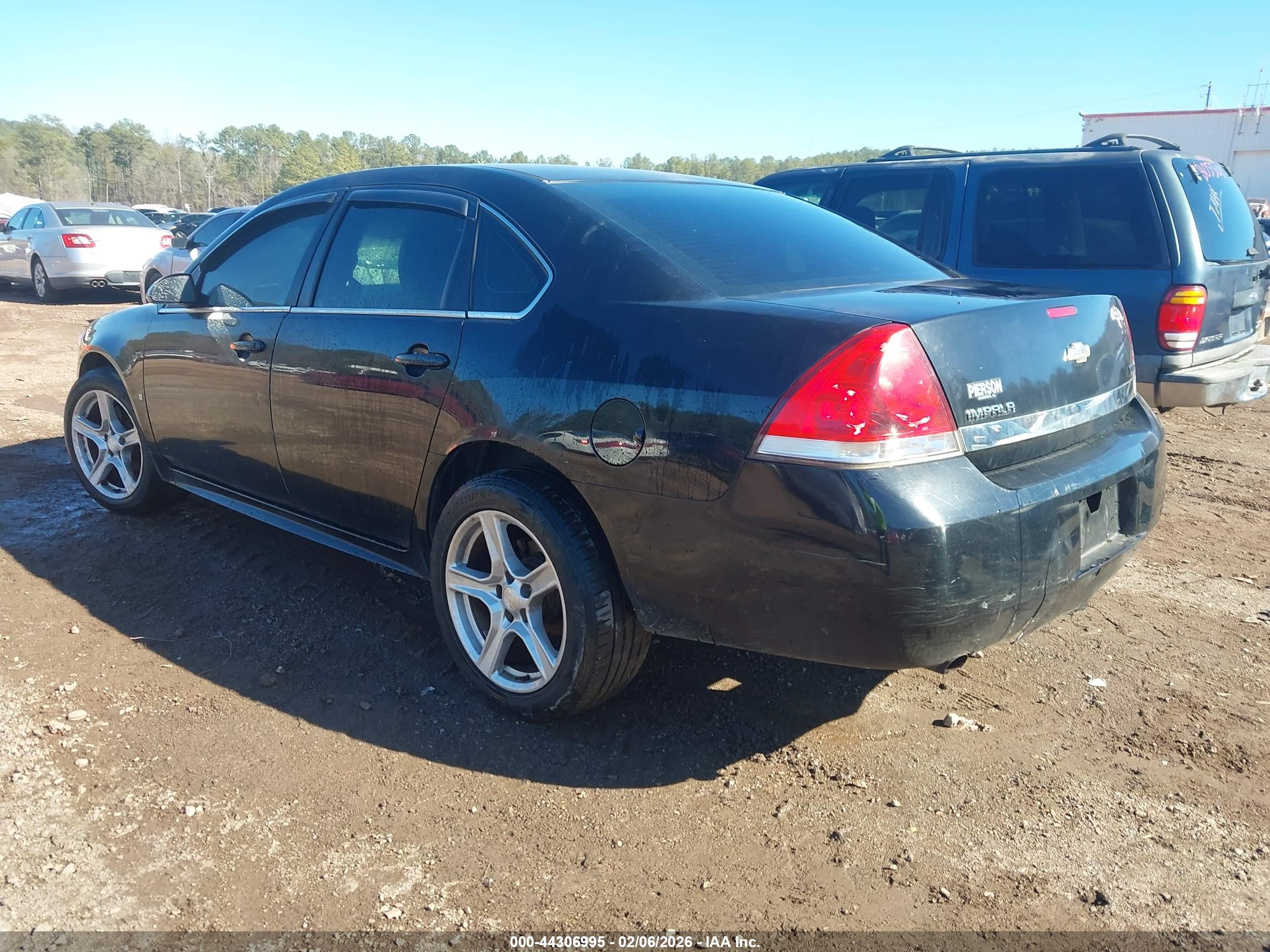 CHEVROLET IMPALA image 3