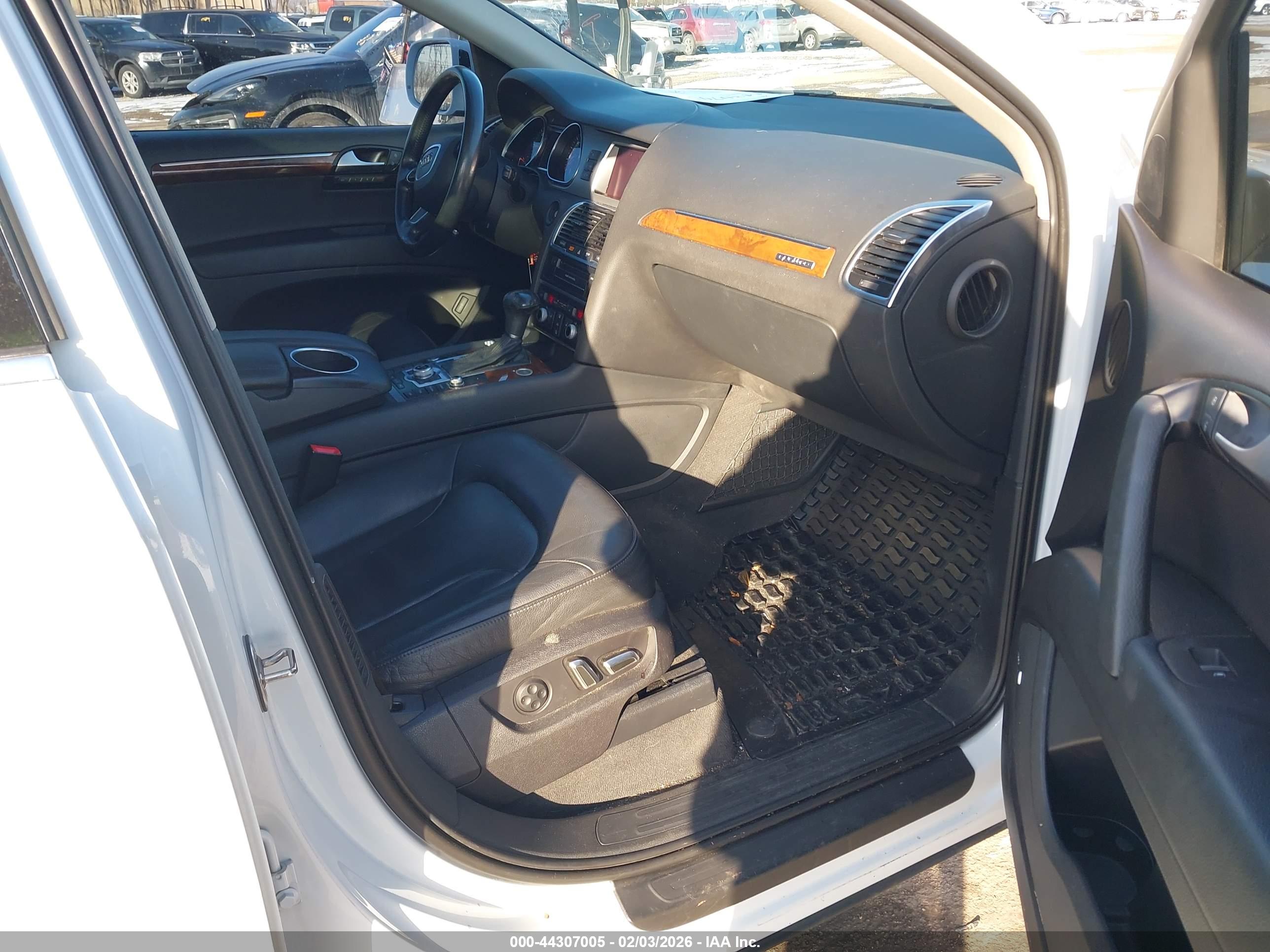 AUDI Q7 image 5