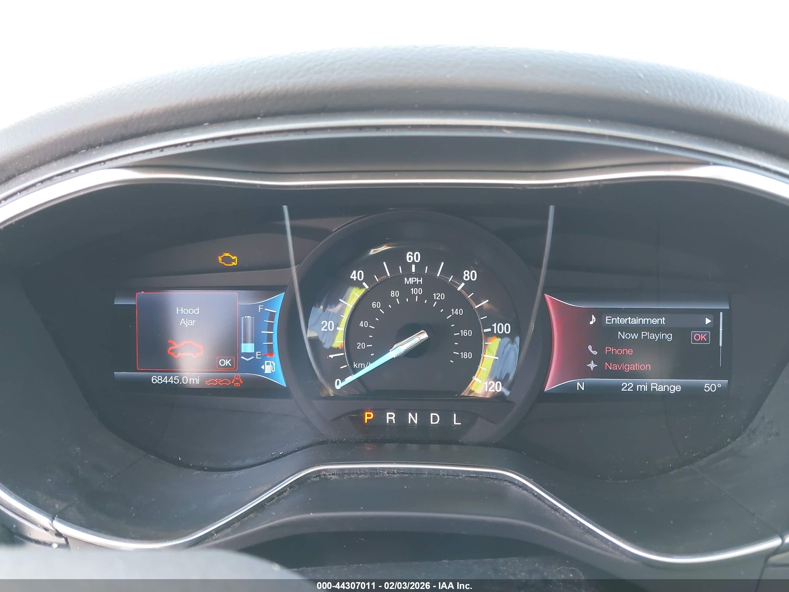 FORD FUSION image 7