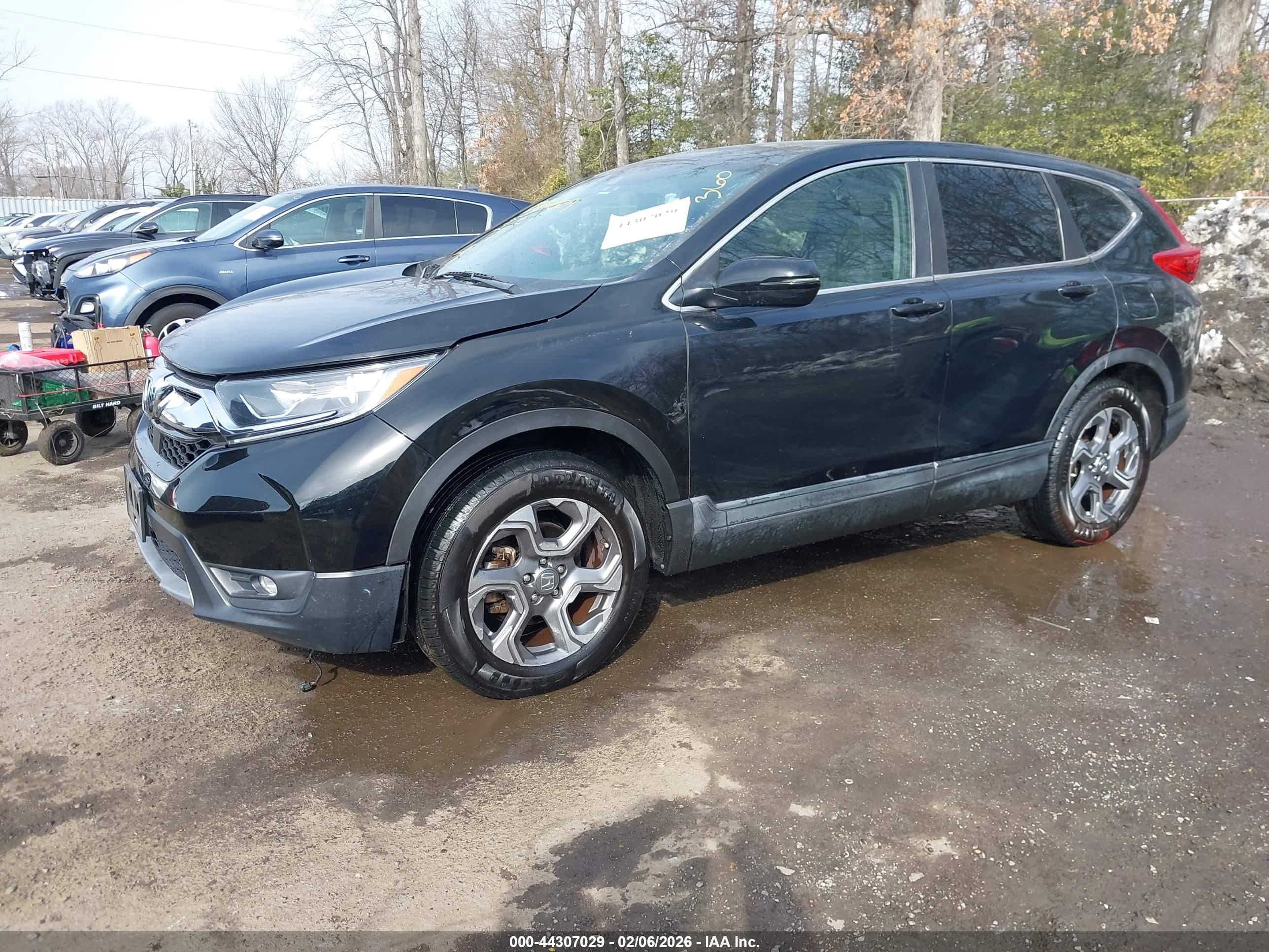 HONDA CR-V image 2