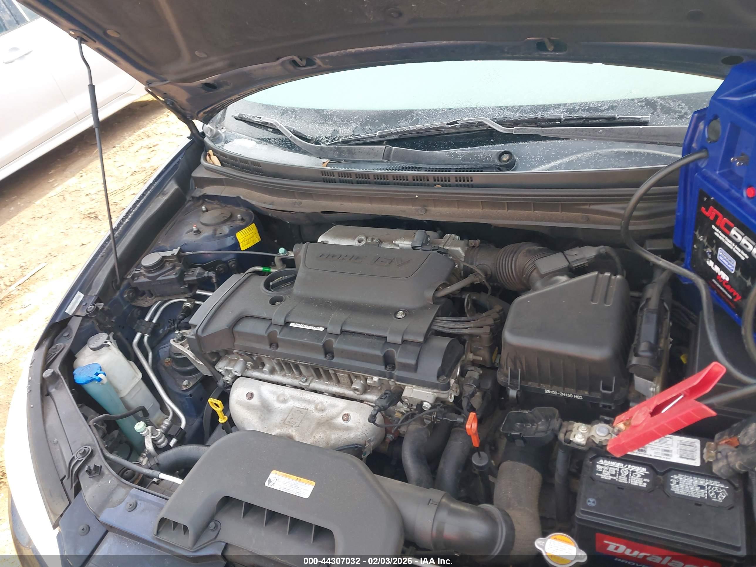 HYUNDAI ELANTRA image 10