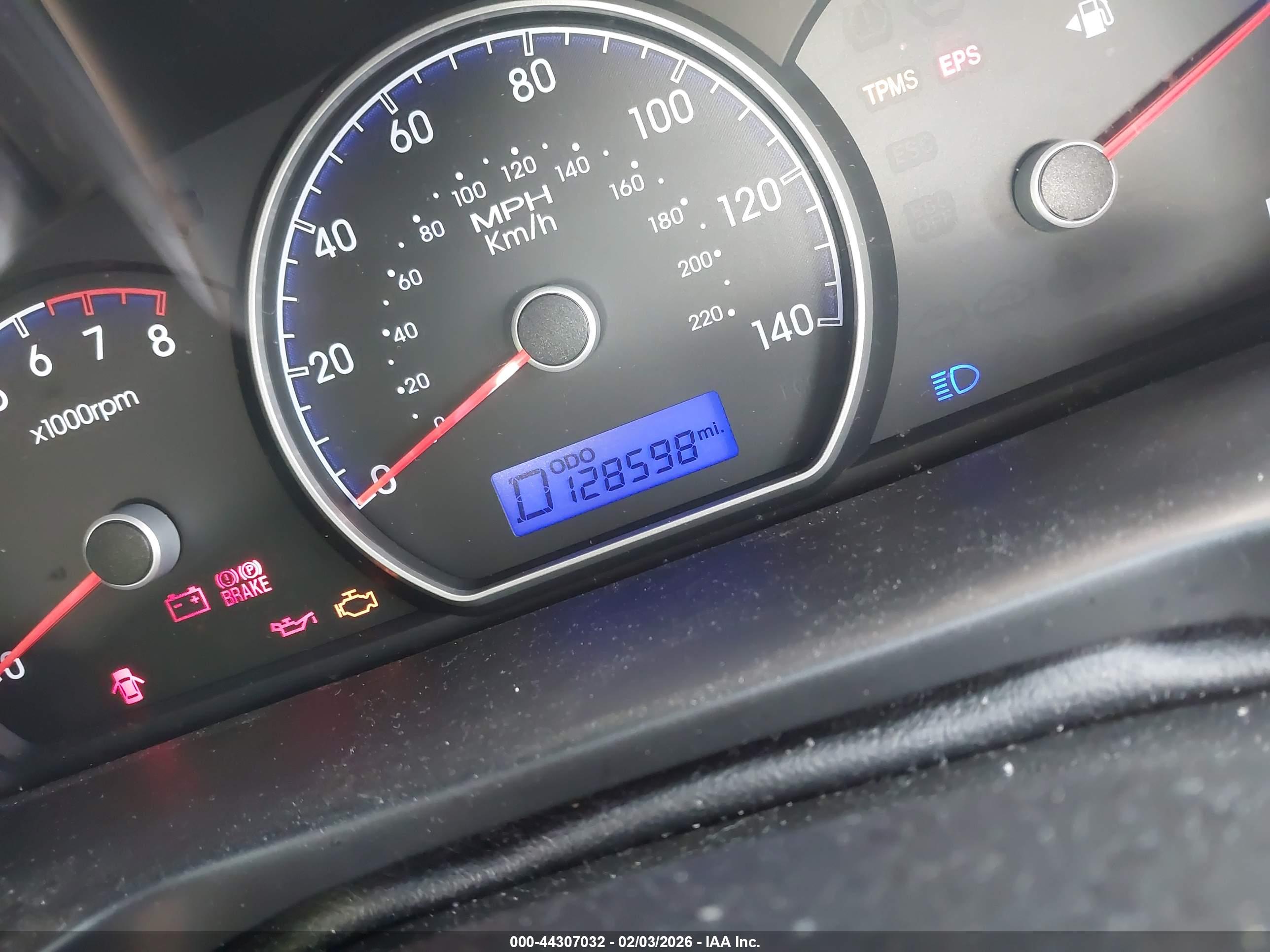 HYUNDAI ELANTRA image 7