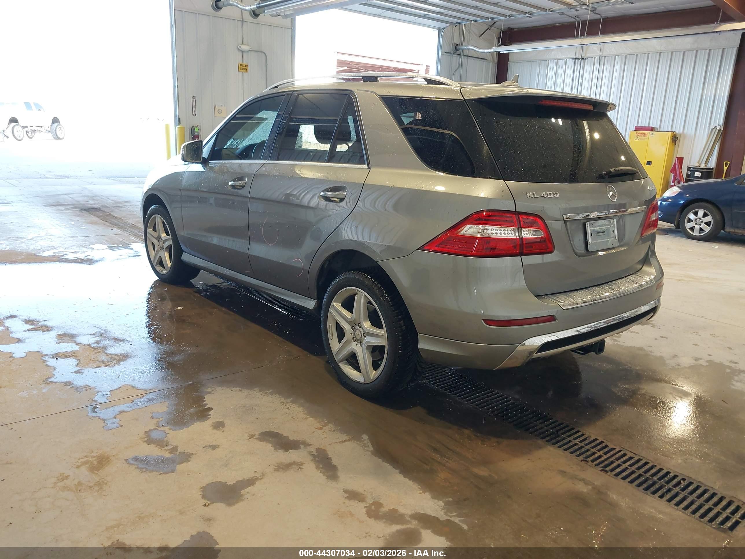 MERCEDES-BENZ ML image 3
