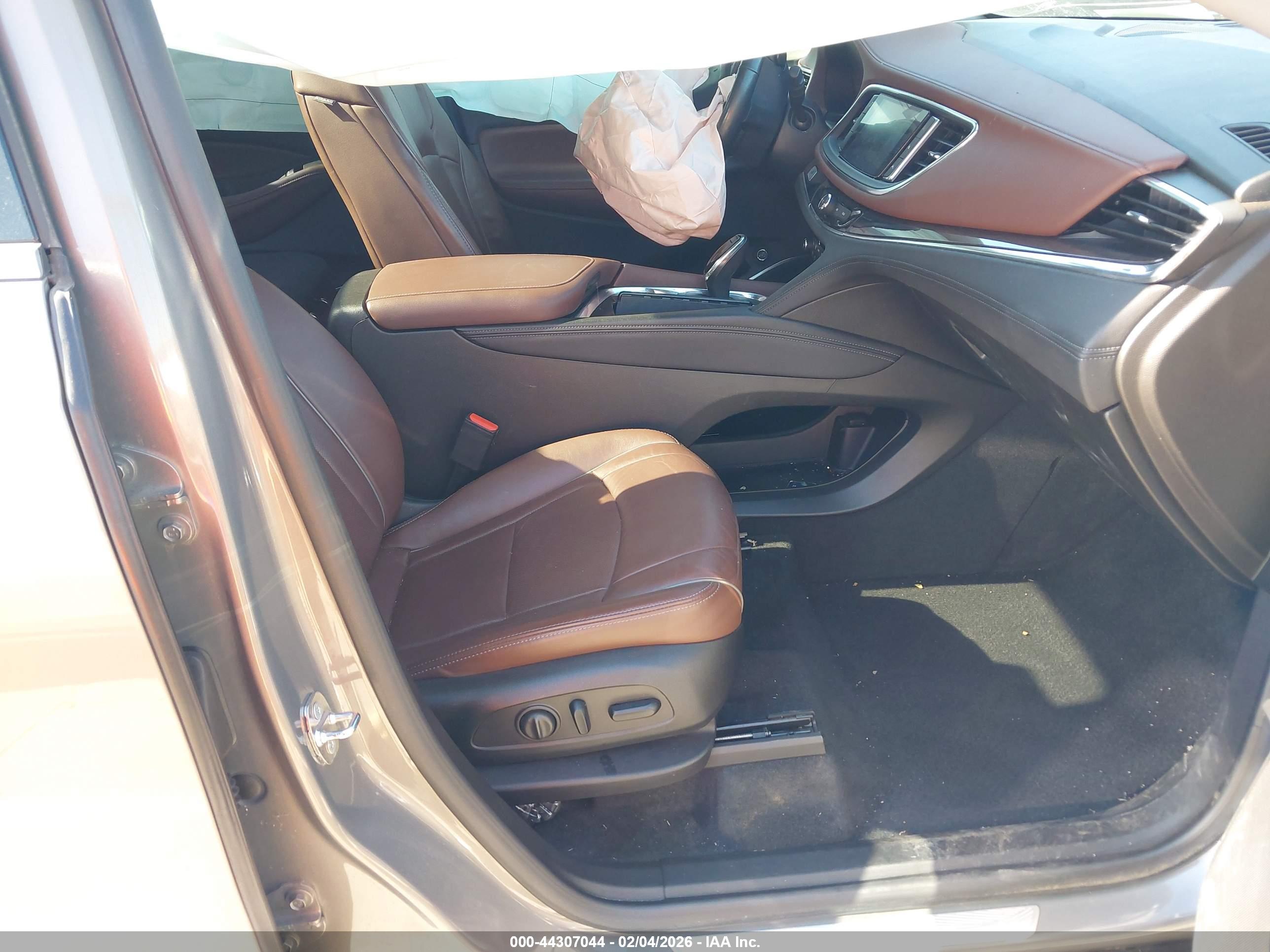 BUICK ENCLAVE image 5