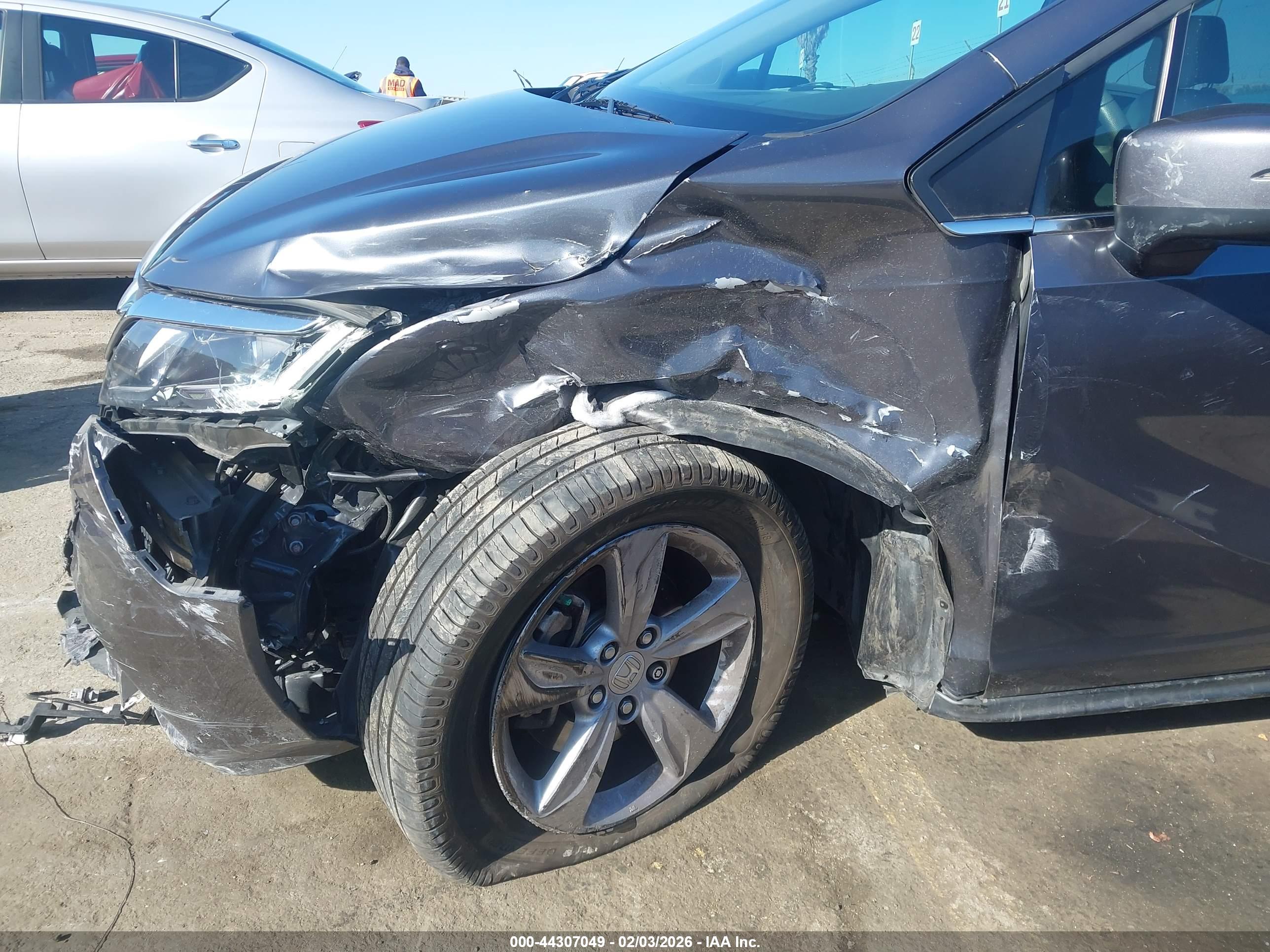 HONDA ODYSSEY image 6
