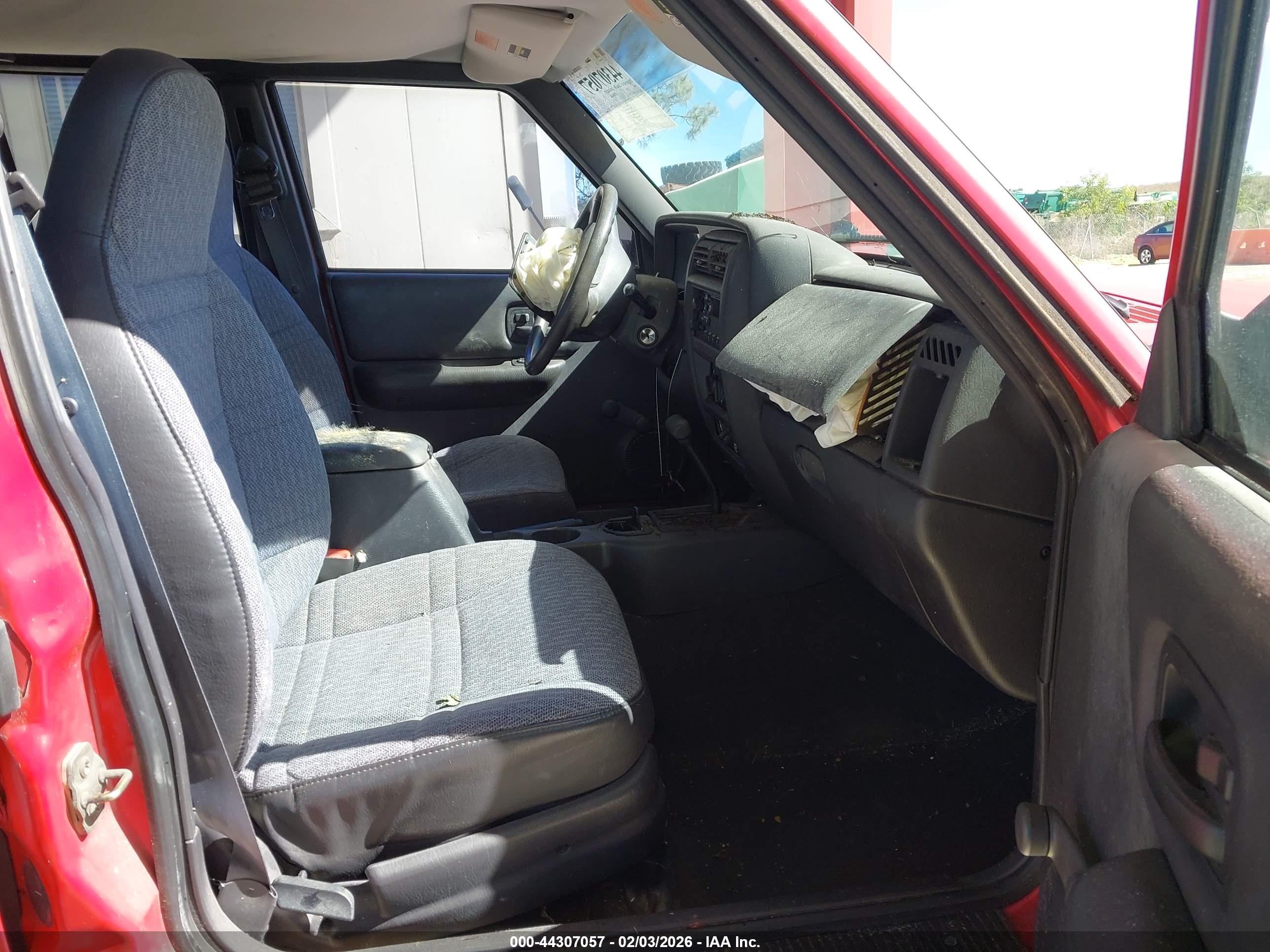 JEEP CHEROKEE image 5