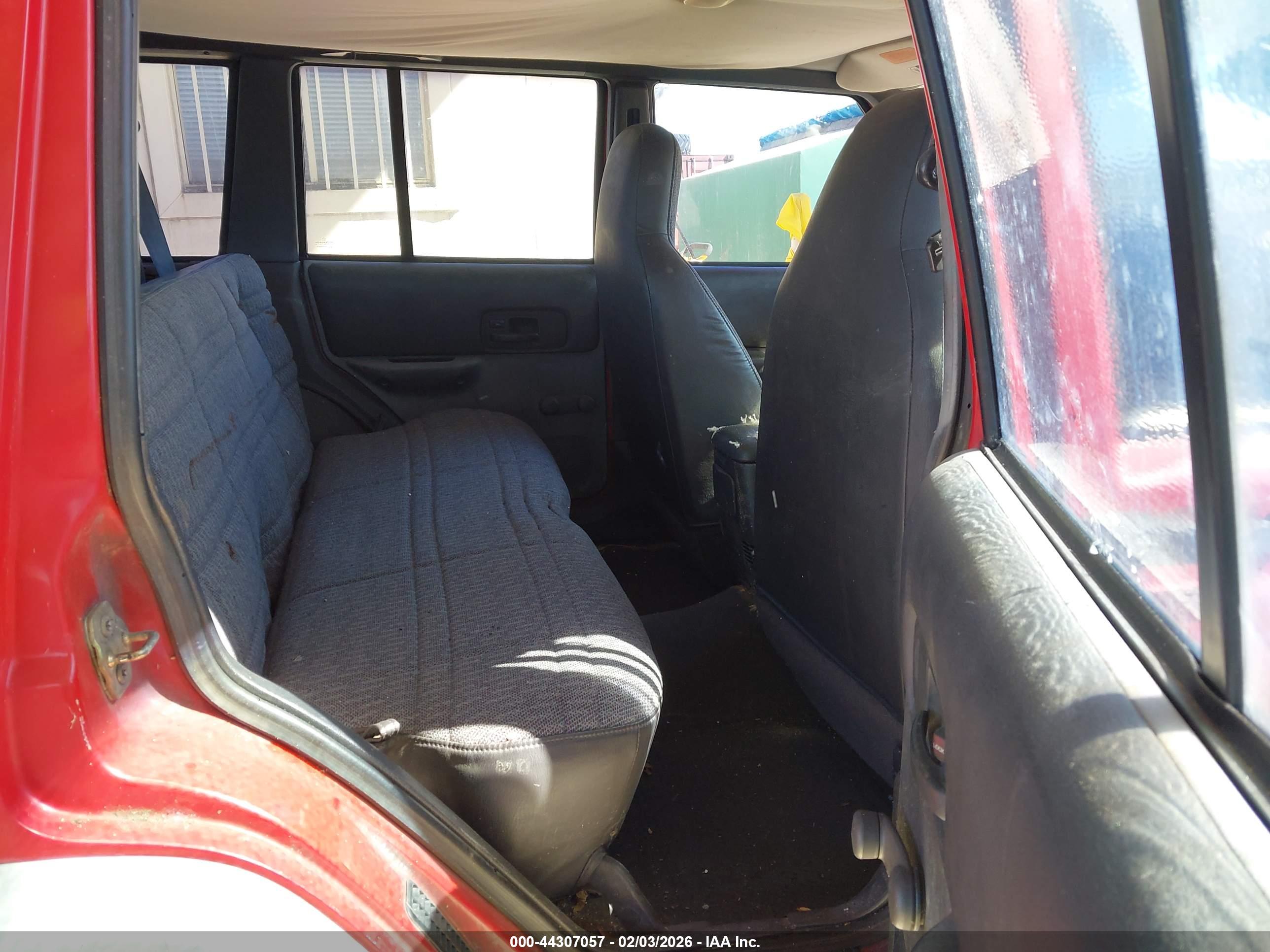 JEEP CHEROKEE image 8