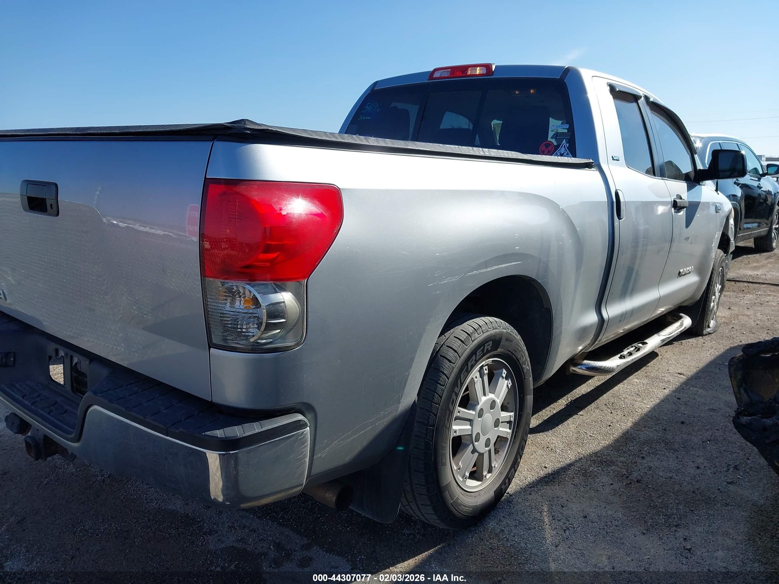 TOYOTA TUNDRA image 4