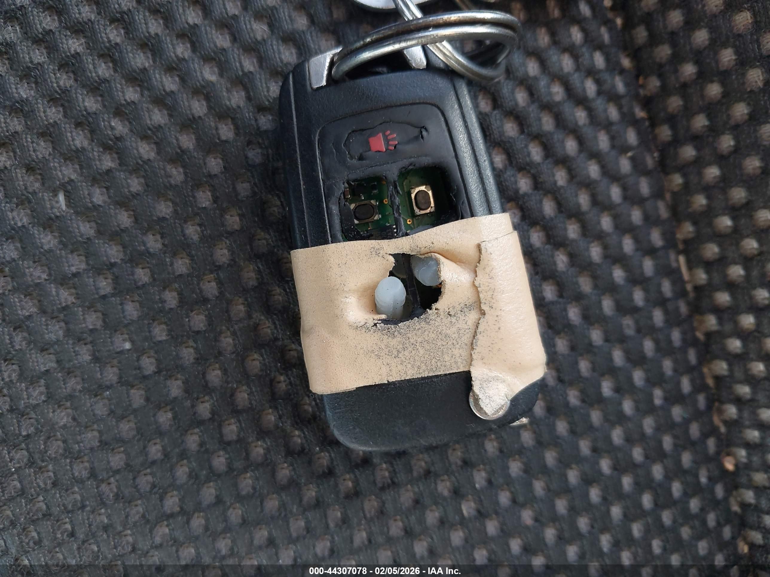 CHEVROLET EQUINOX image 11